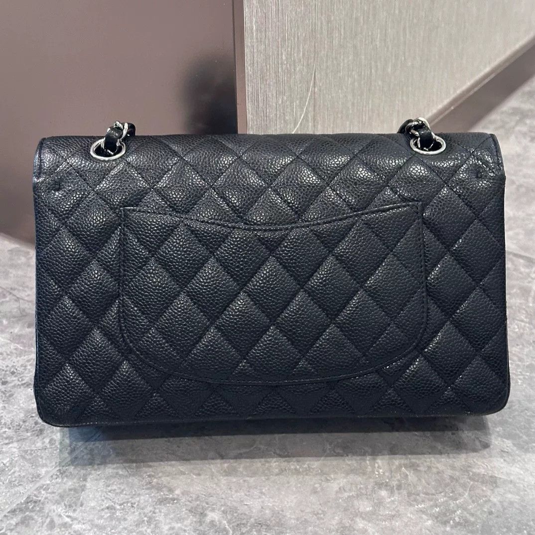 Chanel Pre-loved Bag Very good condition Size ONE SIZE - 3 Thumbnail