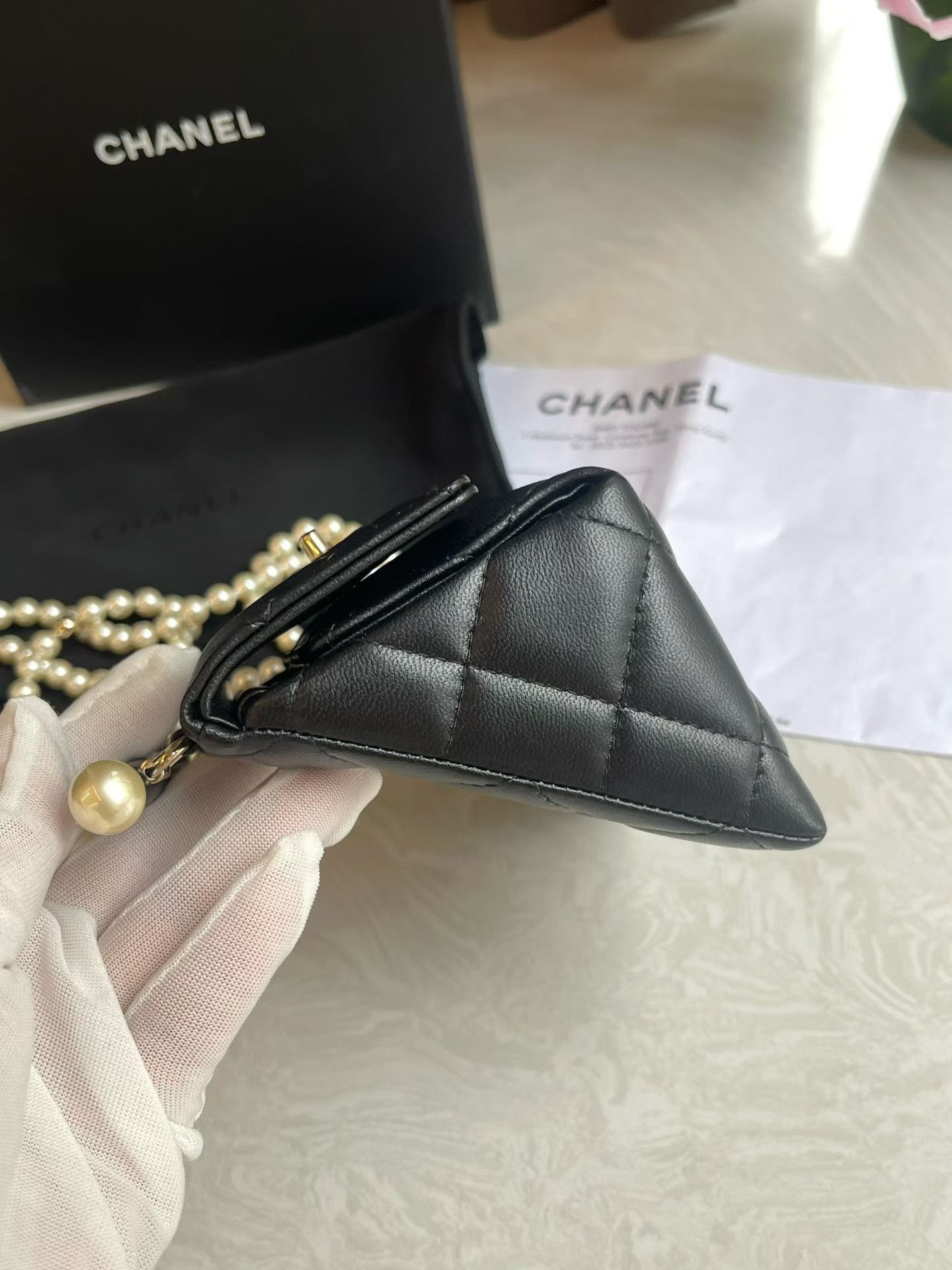 Chanel Pre-loved Bag Very good condition Size ONE SIZE - 7 Thumbnail