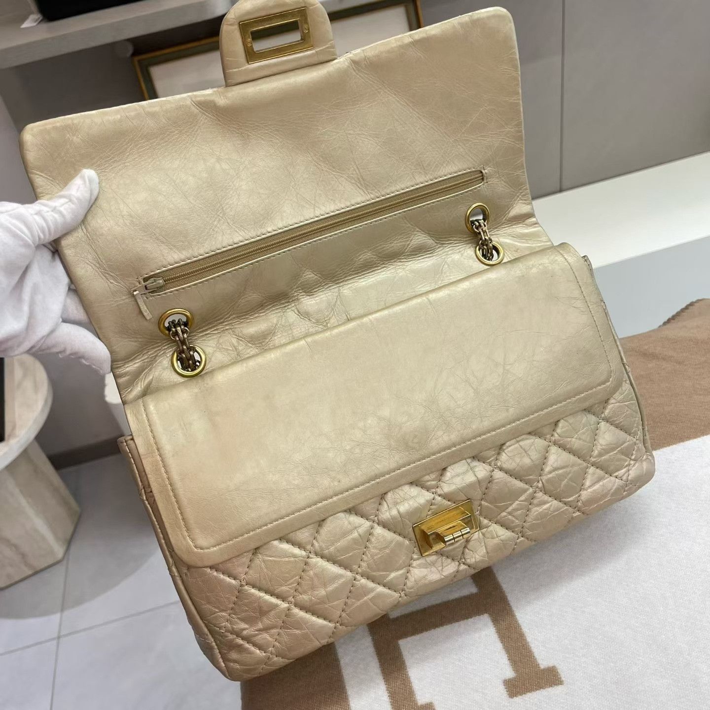 Chanel Pre-loved Bag Very good condition Size ONE SIZE - 7 Thumbnail