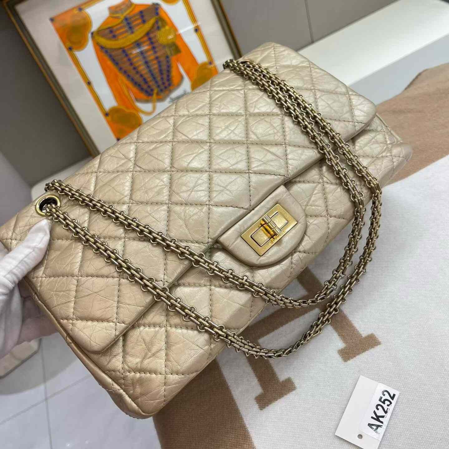 Chanel Pre-loved Bag Very good condition Size ONE SIZE - 2 Thumbnail