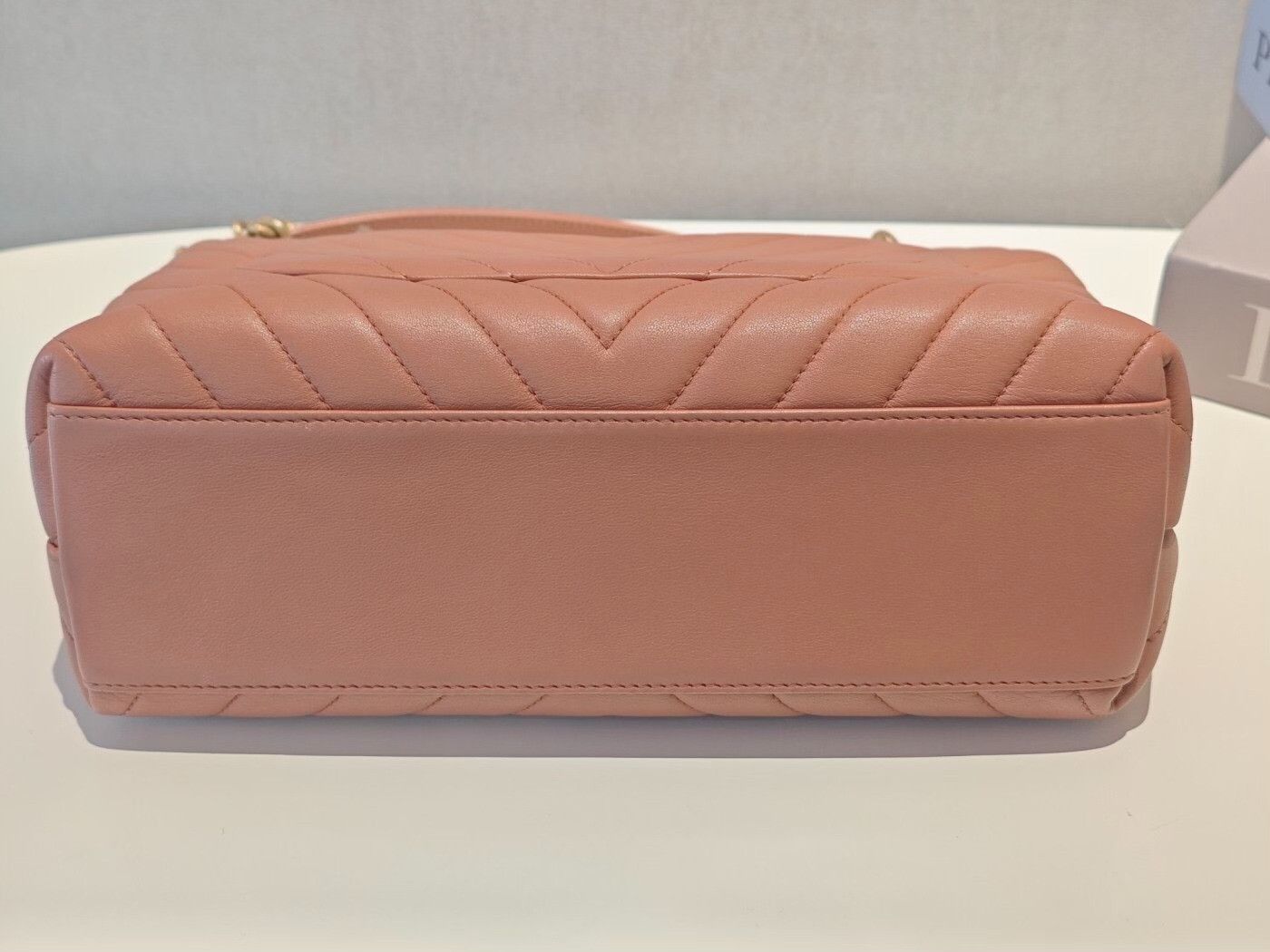 Chanel Pre-loved Bag Very good condition Size ONE SIZE - 5 Thumbnail