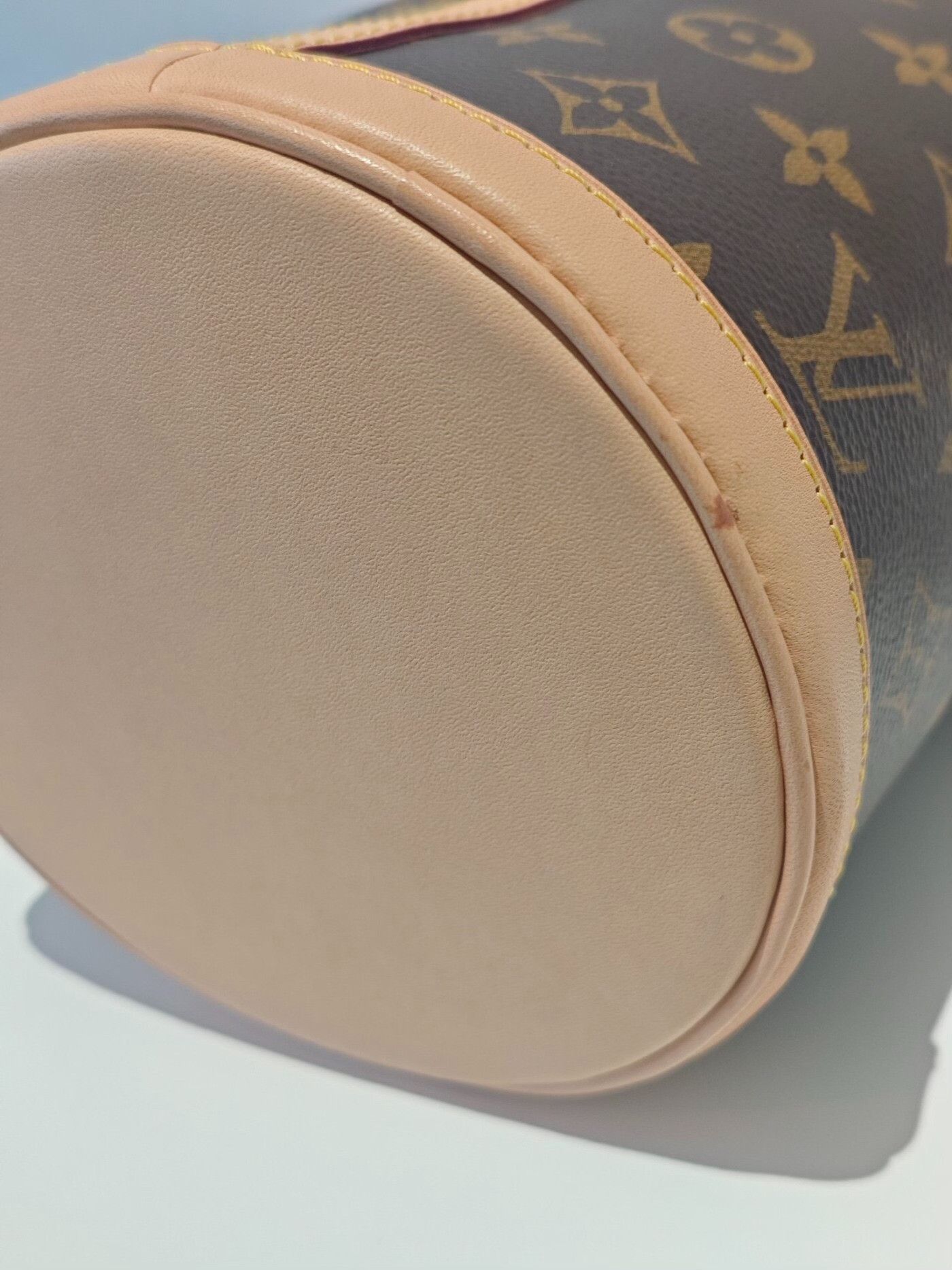 Louis Vuitton Pre-loved Bag Very good condition Size ONE SIZE - 8 Thumbnail