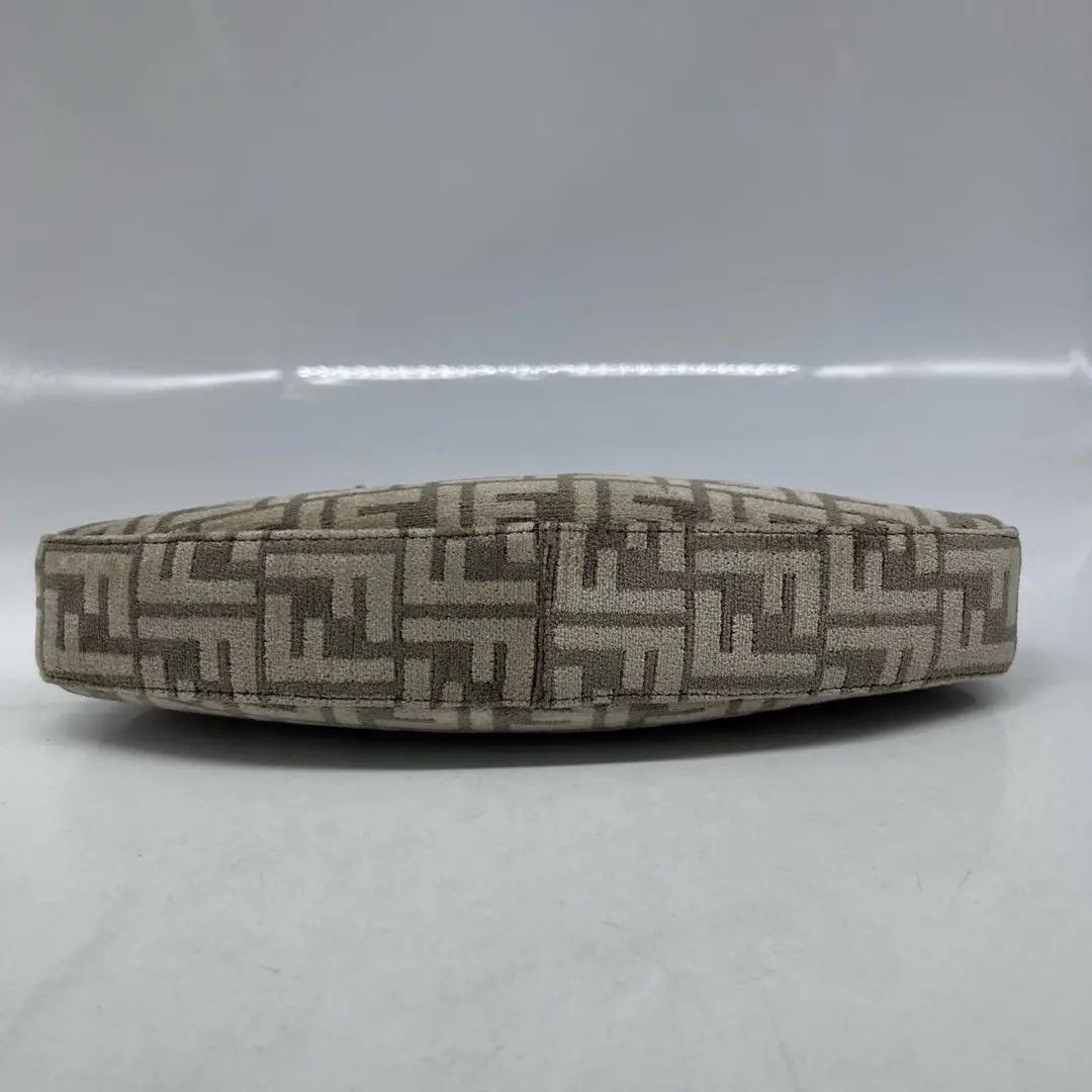 Fendi Pre-loved Bag Very good condition Size ONE SIZE - 6 Thumbnail