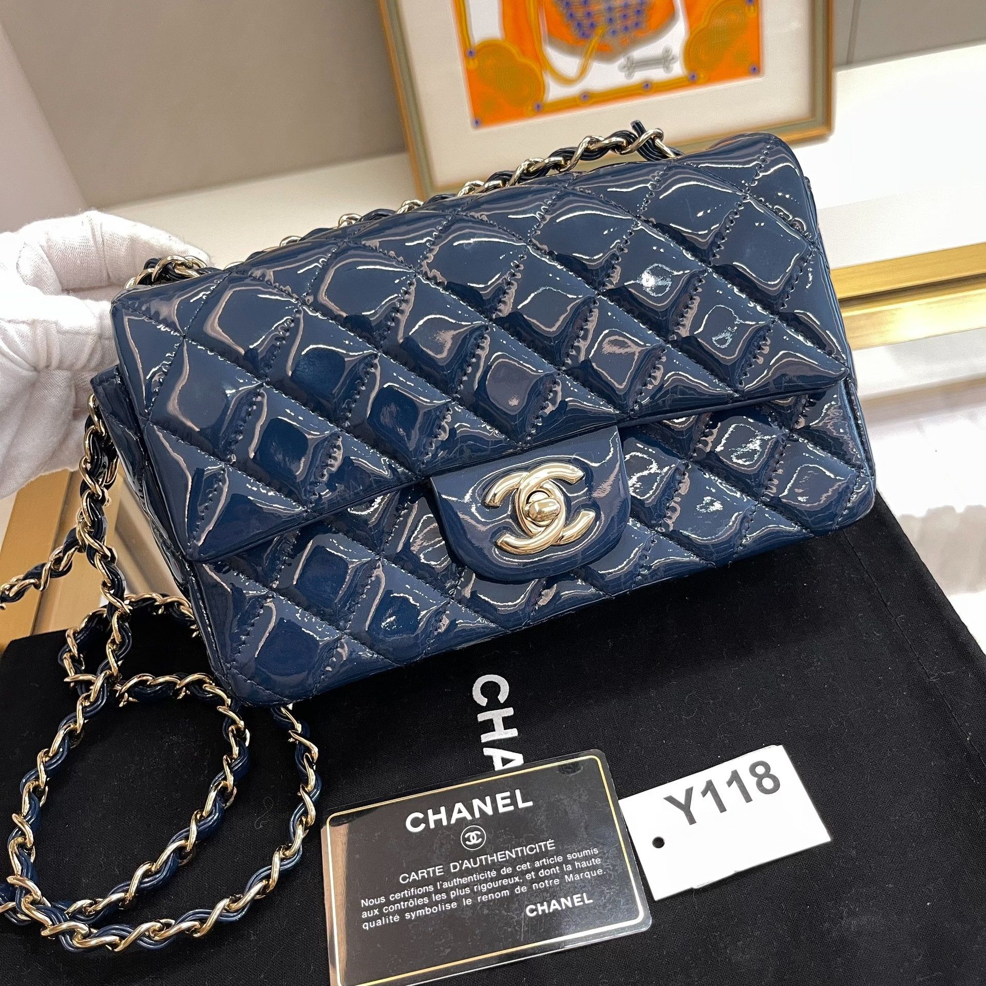 Chanel Pre-loved Bag Very good condition Size ONE SIZE - 2 Thumbnail