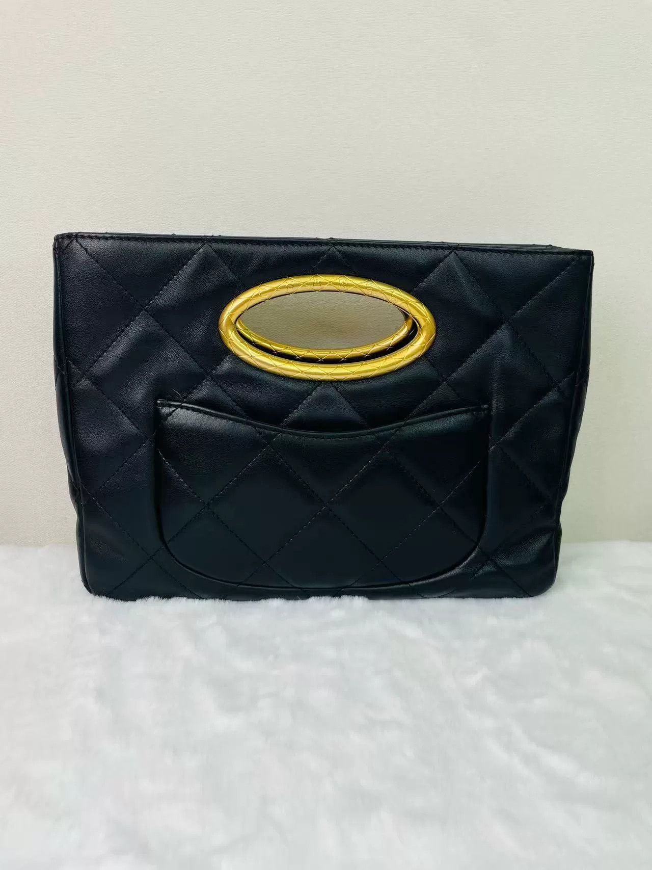 Chanel Pre-loved Bag Very good condition Size ONE SIZE - 2 Thumbnail