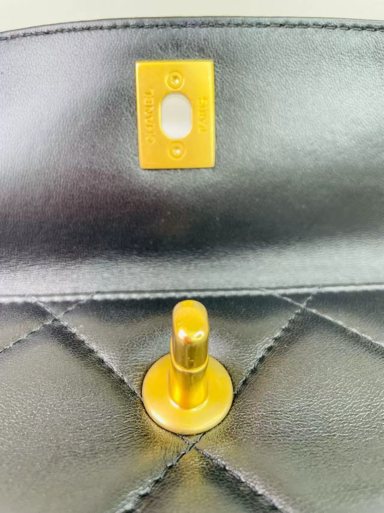 Chanel Pre-loved Bag Very good condition Size ONE SIZE - 7 Thumbnail