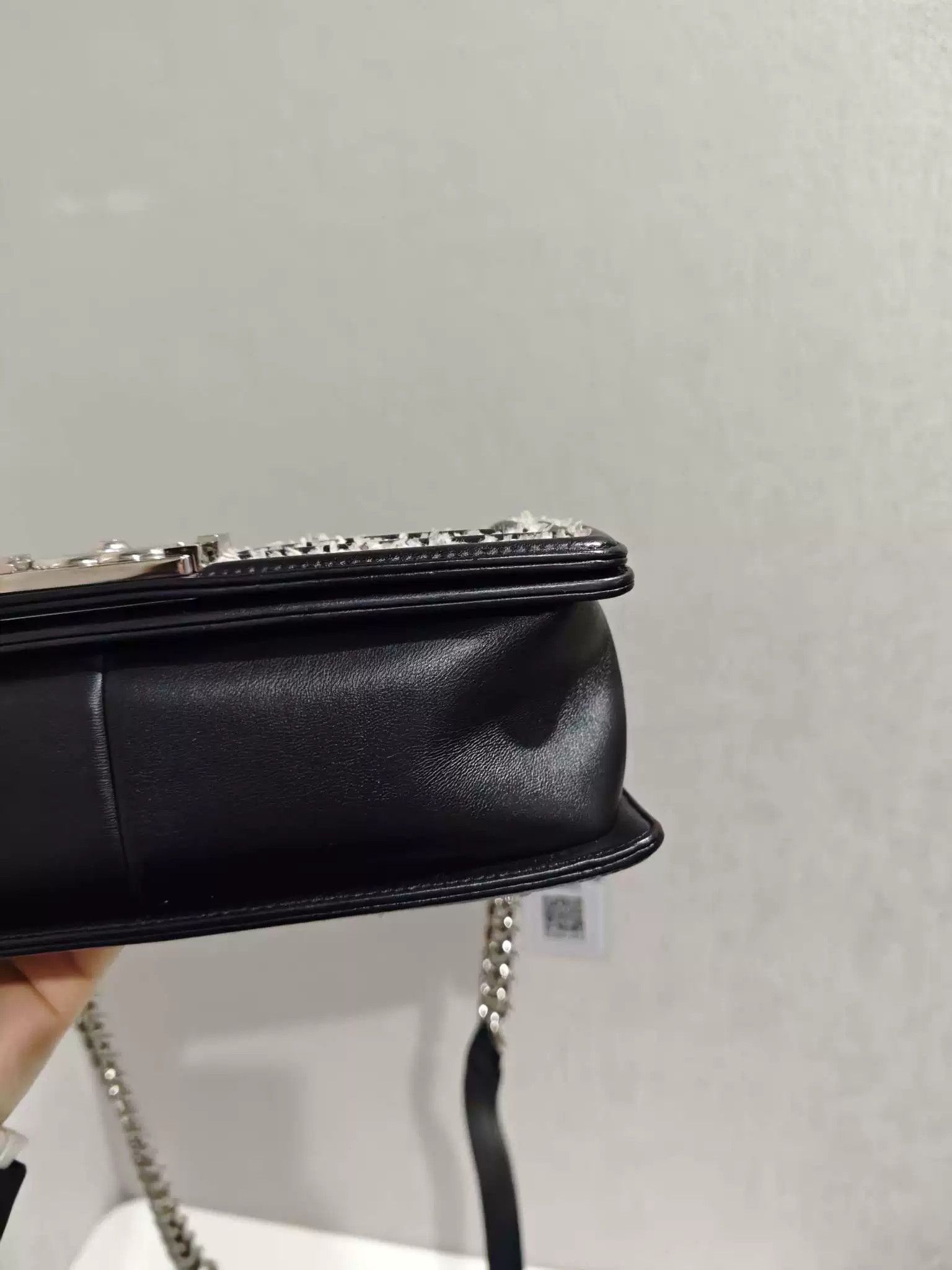 Chanel Pre-loved Bag Very good condition Size ONE SIZE - 5 Thumbnail