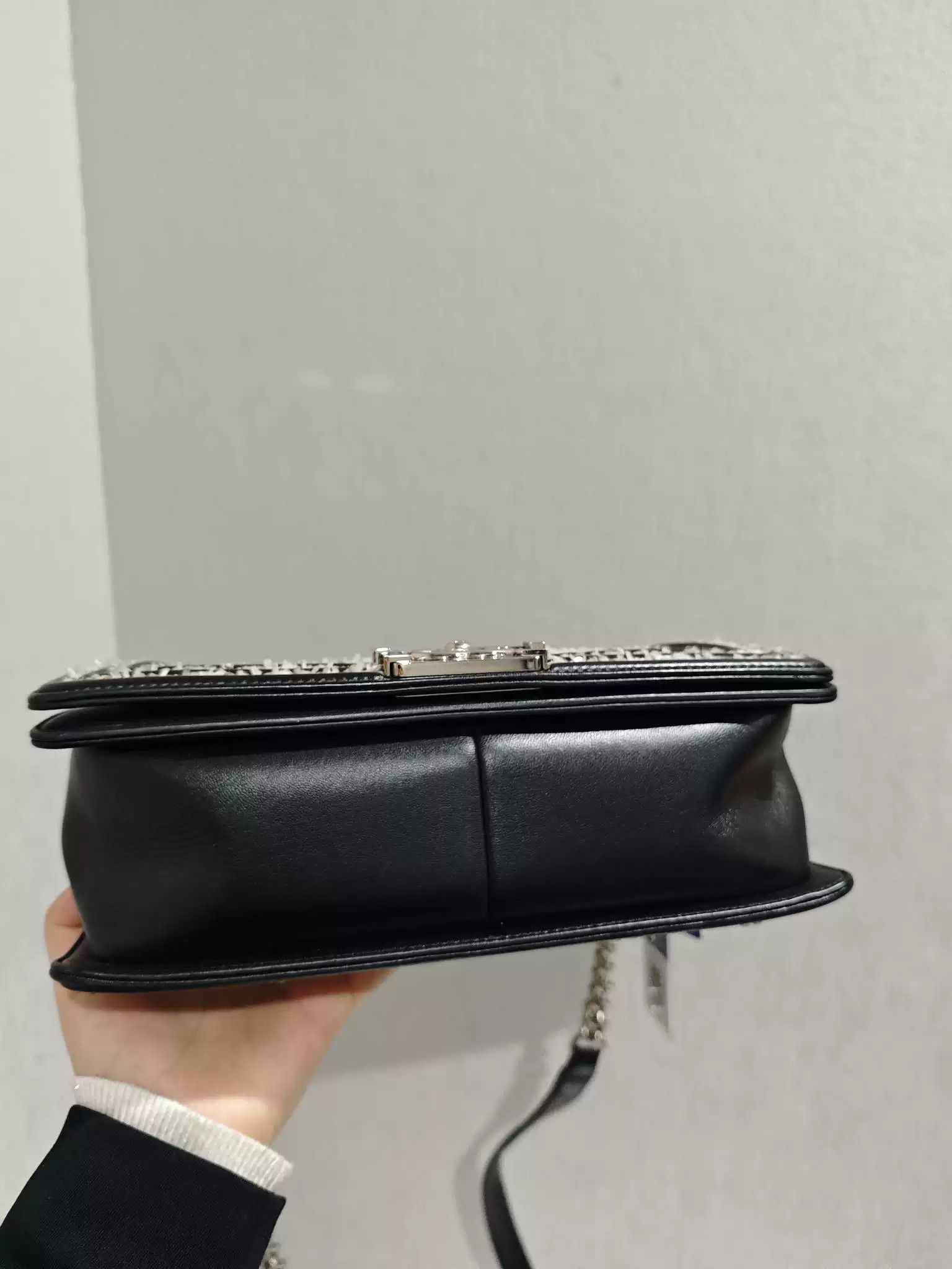 Chanel Pre-loved Bag Very good condition Size ONE SIZE - 3 Thumbnail