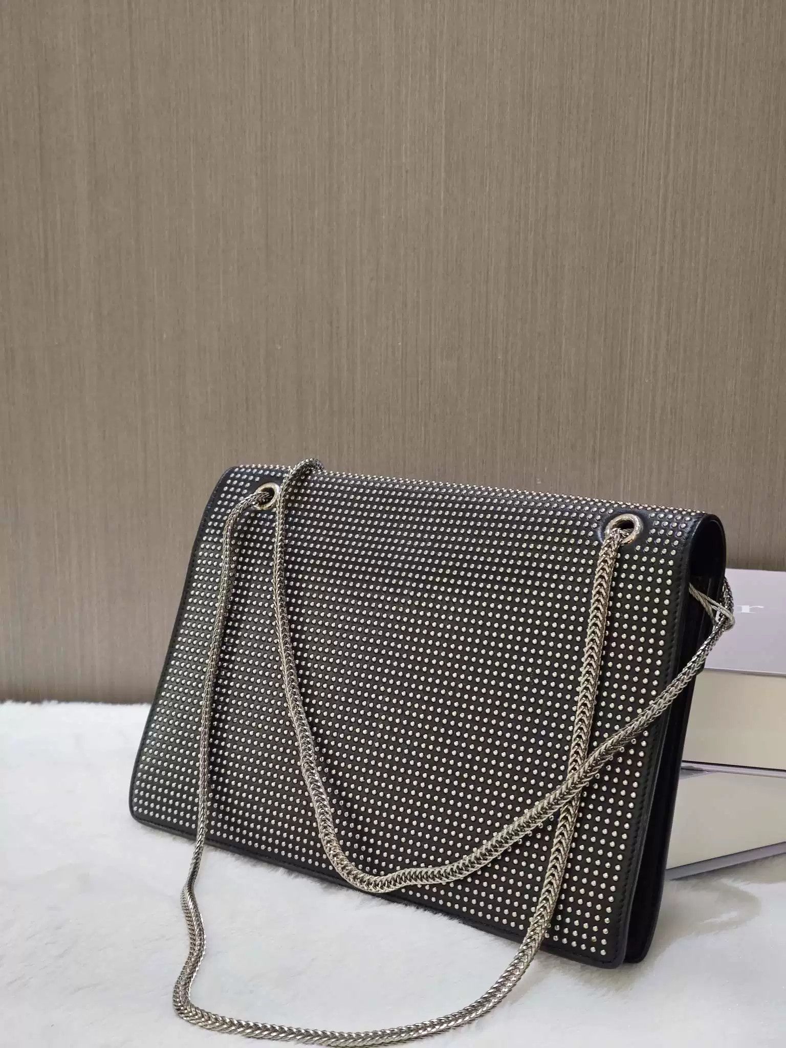 Saint Laurent Paris Pre-loved Bag Very good condition Size ONE SIZE - 2 Thumbnail