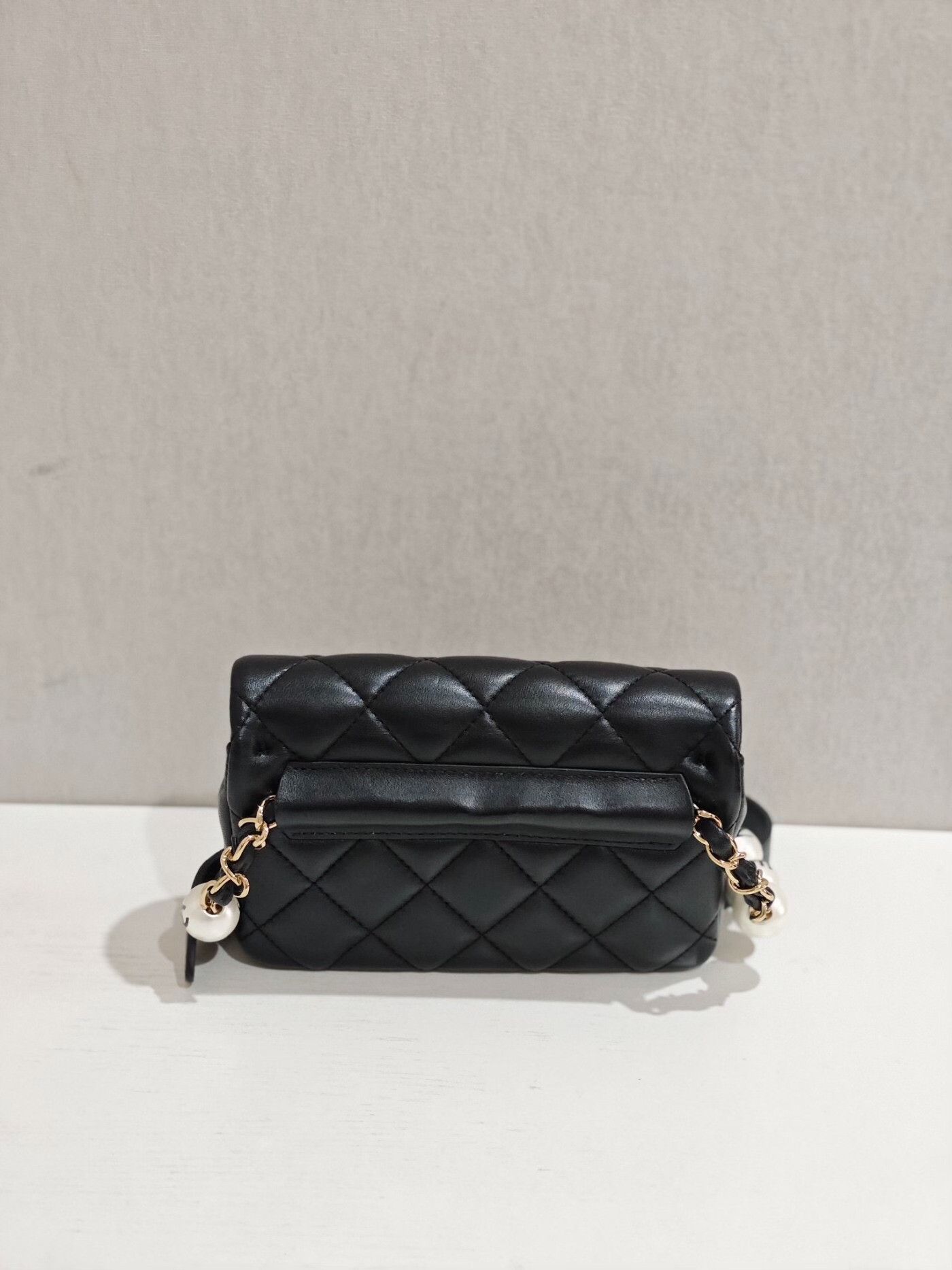 Chanel Pre-loved Bag Very good condition Size ONE SIZE - 2 Thumbnail