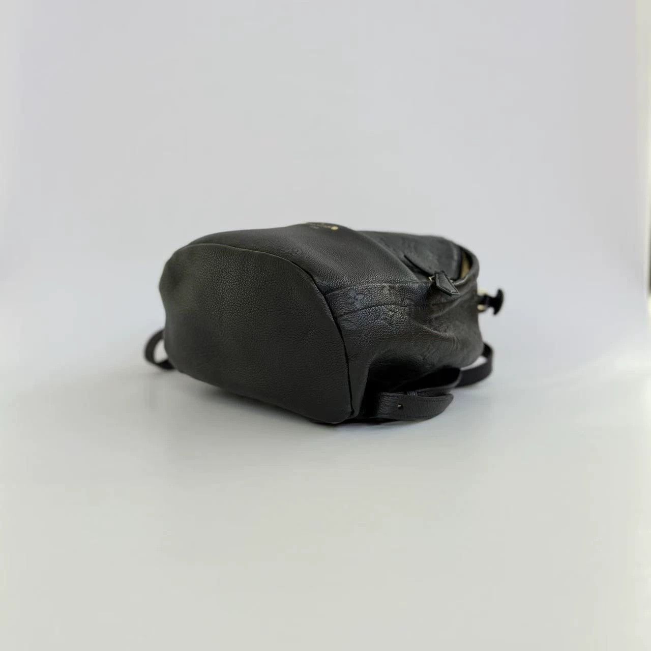 Louis Vuitton Pre-loved Bag Very good condition Size ONE SIZE - 9 Thumbnail