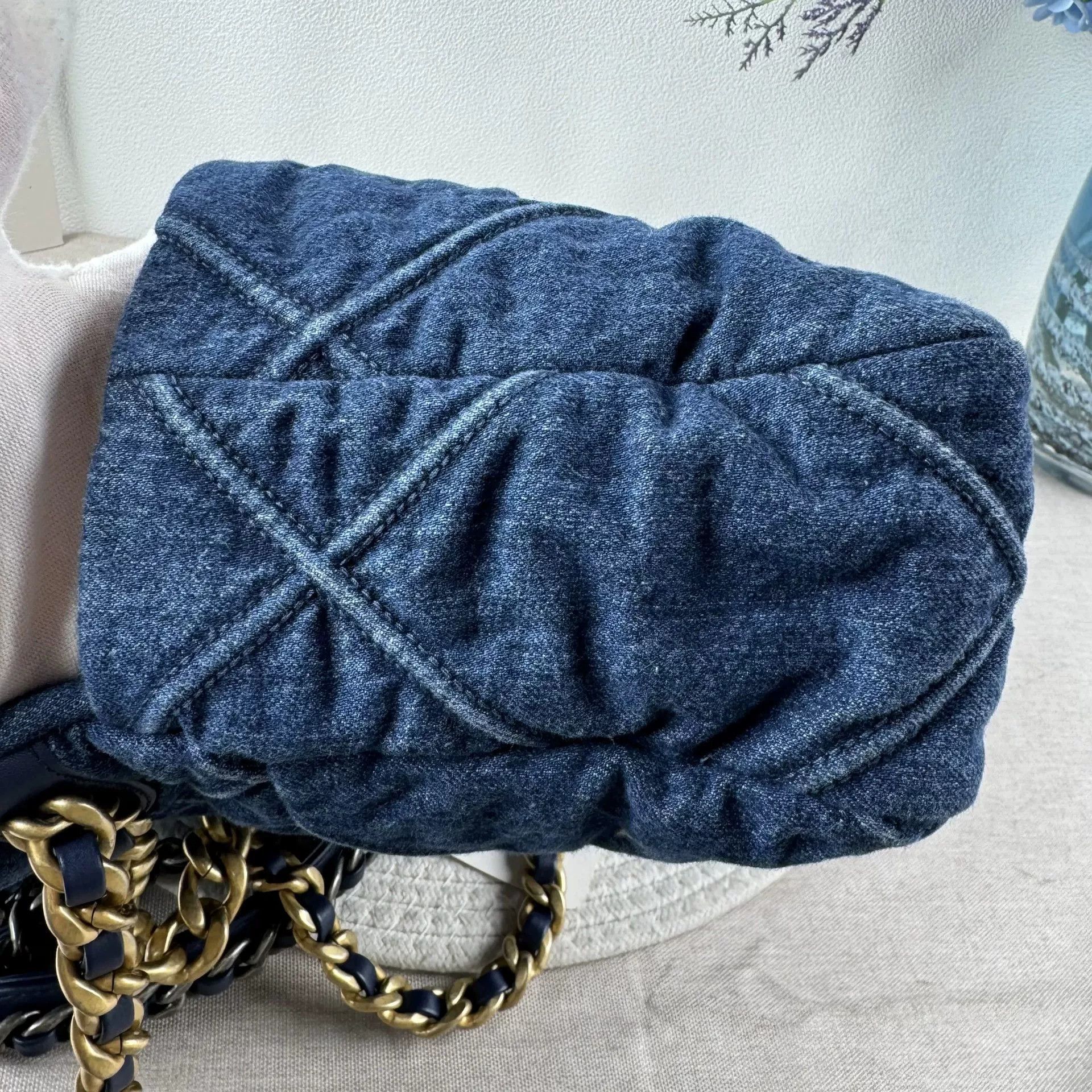 Chanel Pre-loved Bag Very good condition Size ONE SIZE - 7 Thumbnail