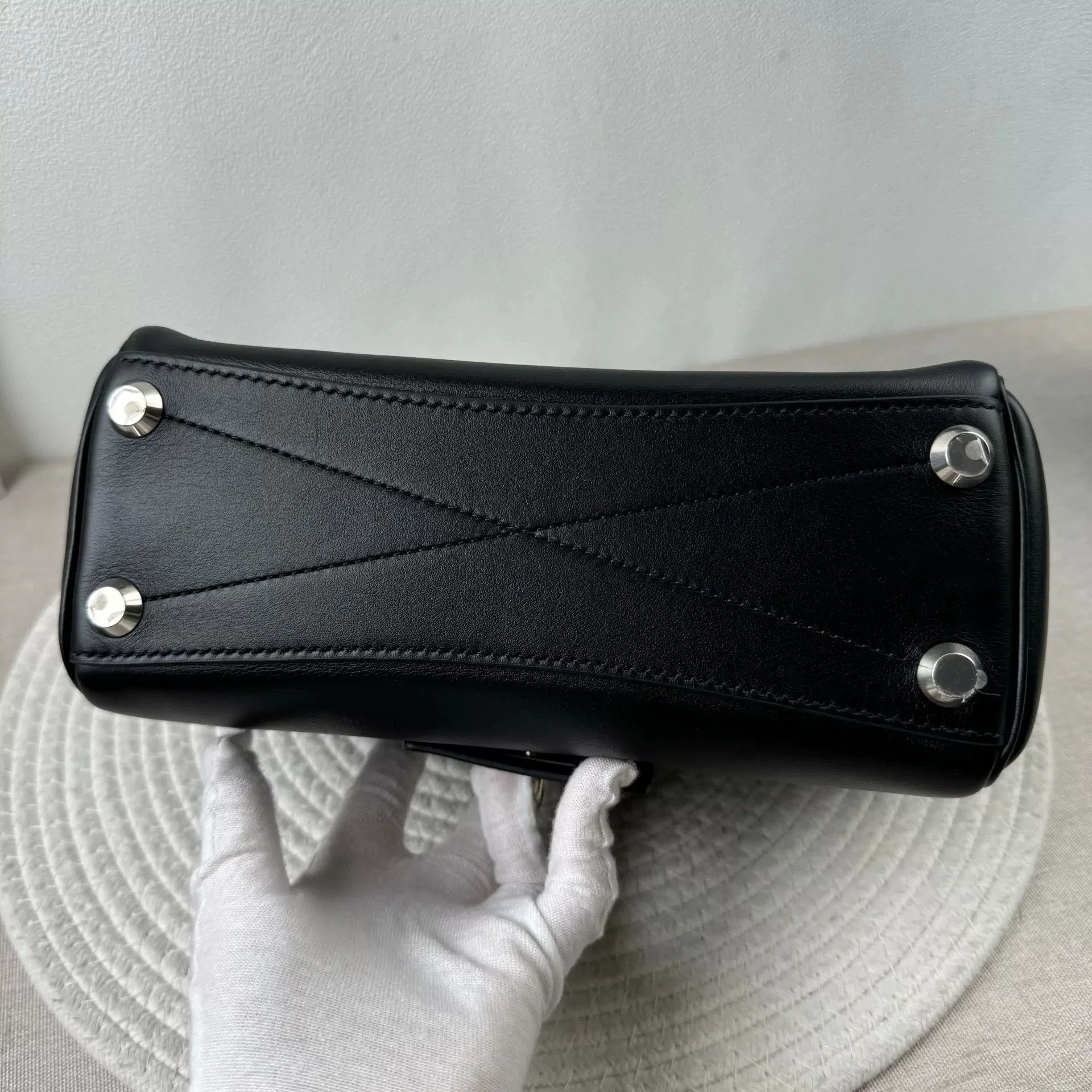 Balenciaga Pre-loved Bag Very good condition Size ONE SIZE - 4 Thumbnail