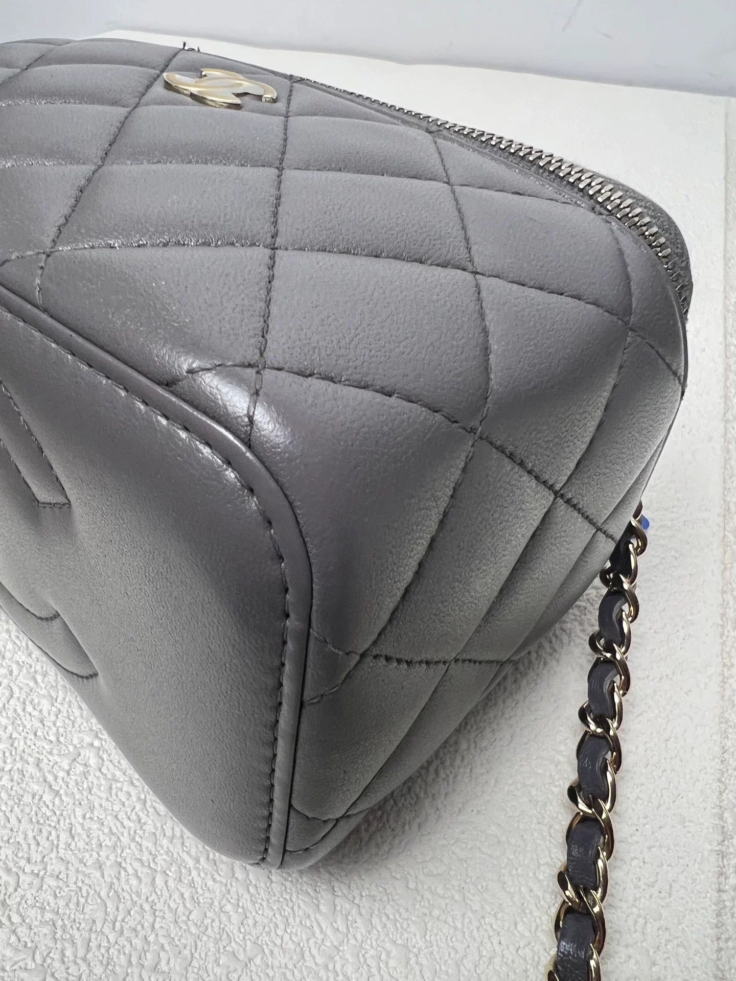 Chanel Pre-loved Bag Very good condition Size ONE SIZE - 3 Thumbnail