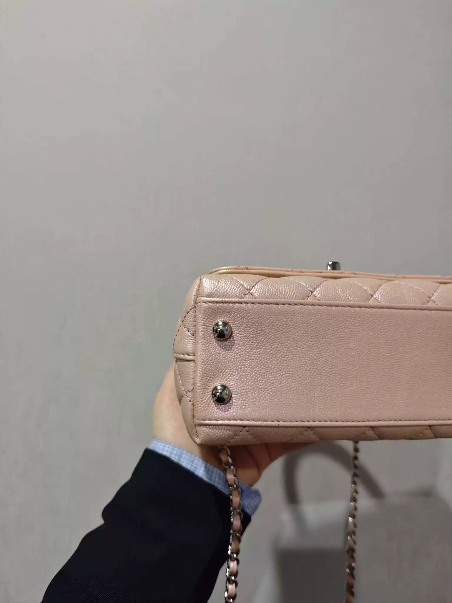 Chanel Pre-loved Bag Very good condition Size ONE SIZE - 5 Thumbnail