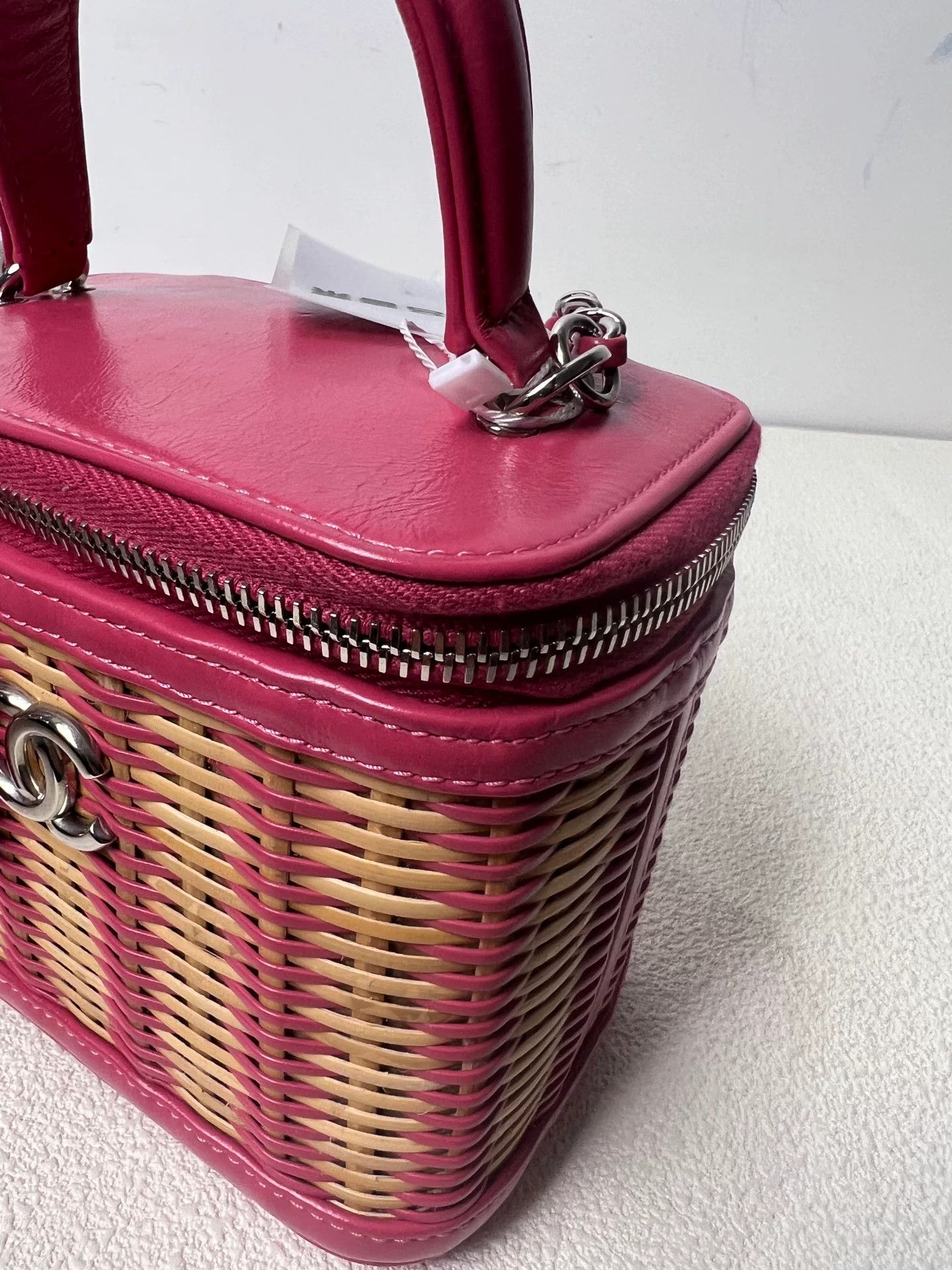 Chanel Pre-loved Bag Very good condition Size ONE SIZE - 7 Thumbnail