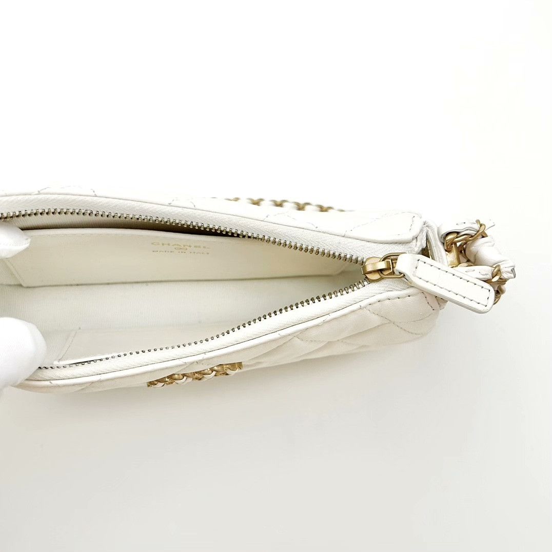 Chanel Pre-loved Bag Very good condition Size ONE SIZE - 6 Thumbnail