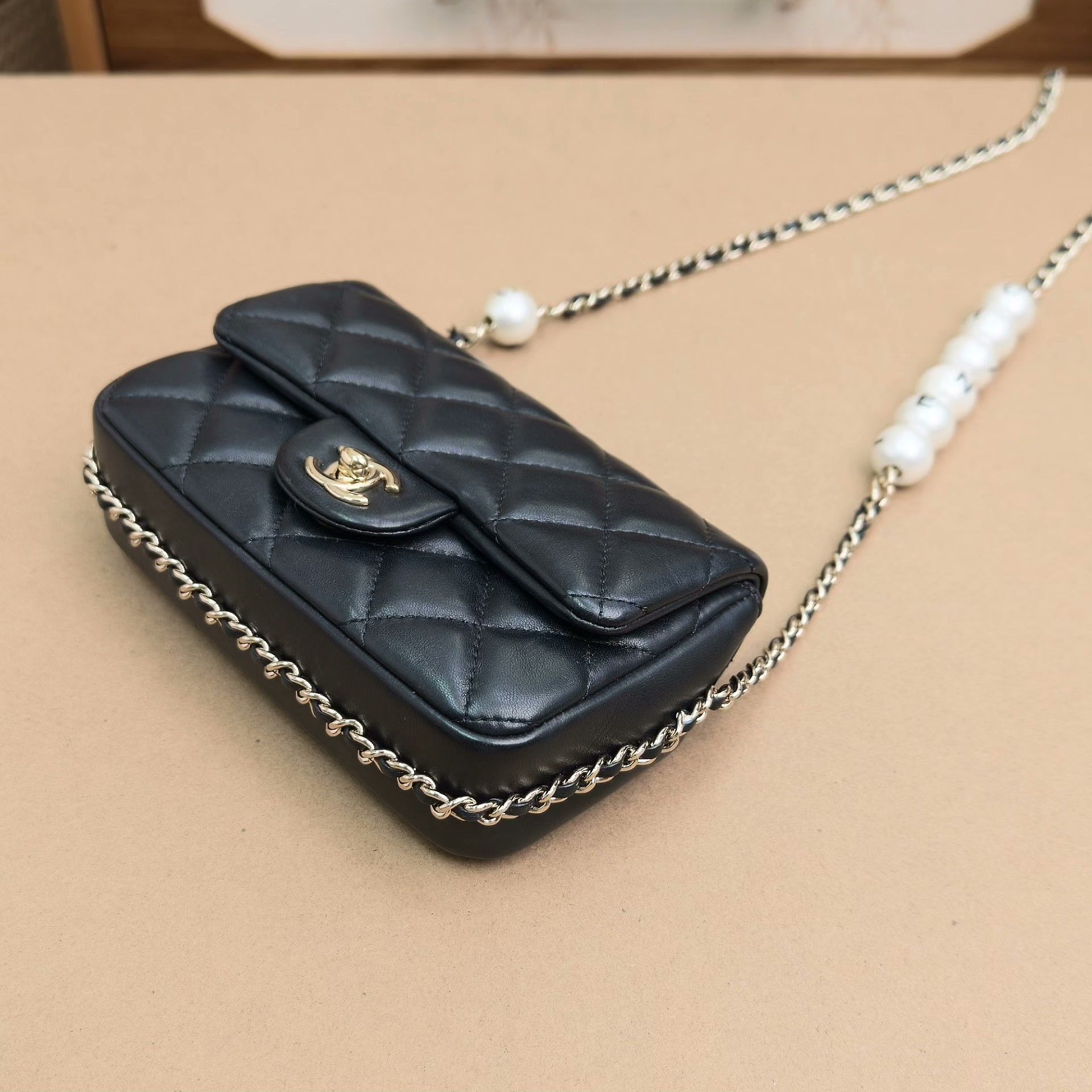 Chanel Pre-loved Bag Very good condition Size ONE SIZE - 3 Thumbnail