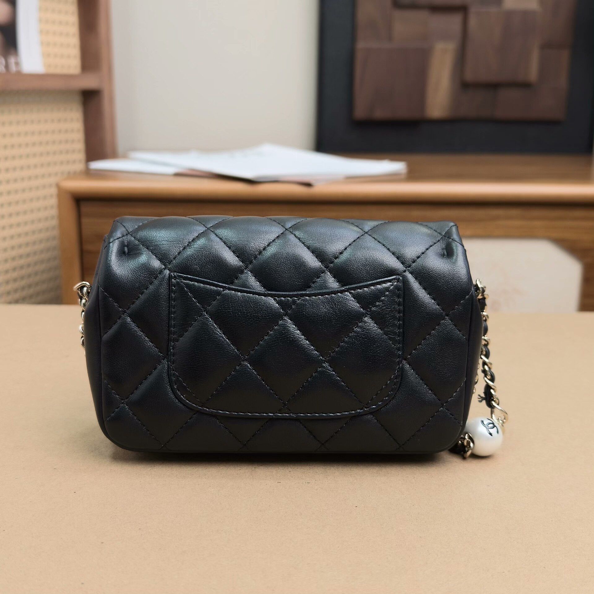 Chanel Pre-loved Bag Very good condition Size ONE SIZE - 2 Thumbnail
