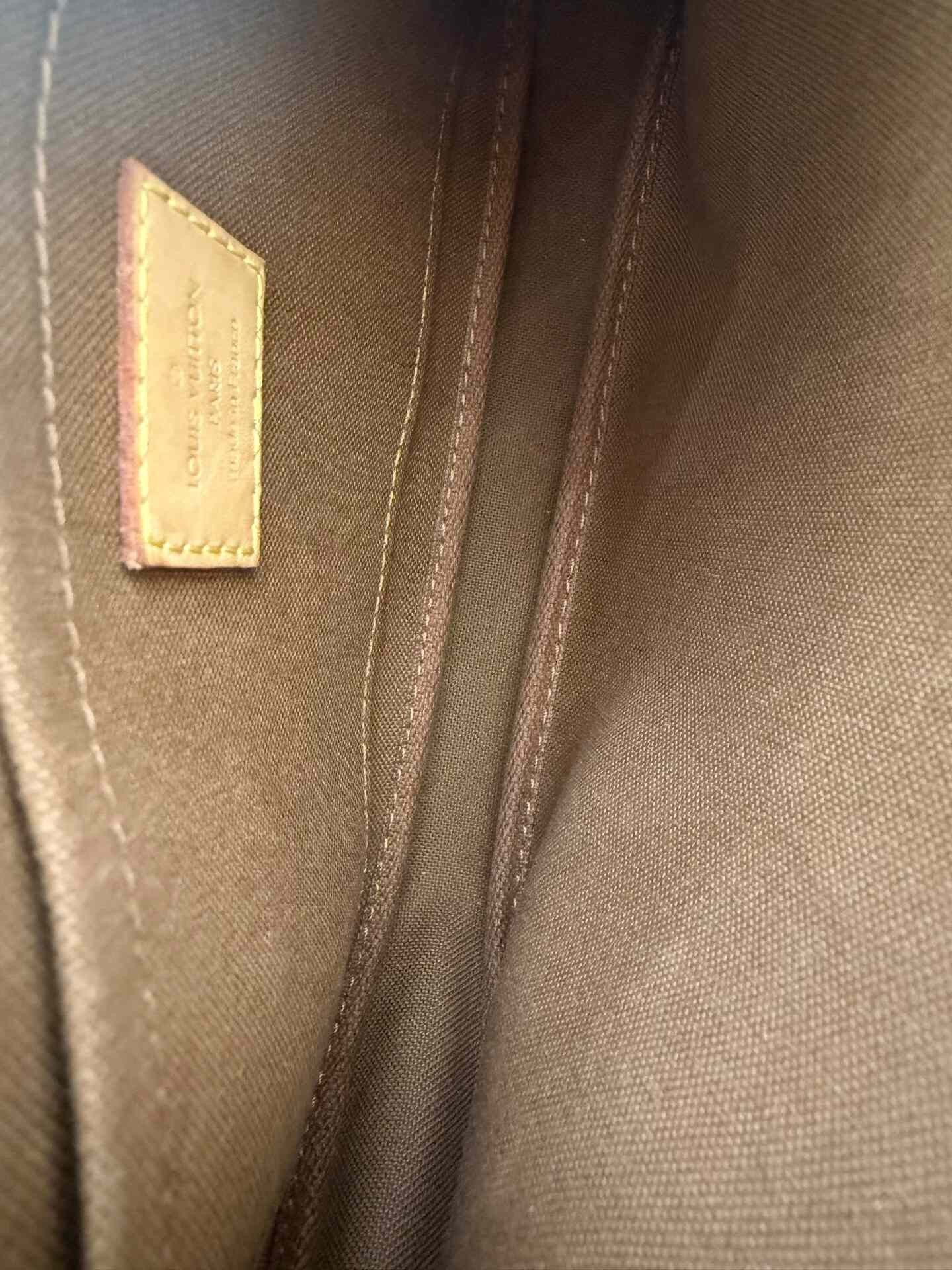 Louis Vuitton Pre-loved Bag Very good condition Size ONE SIZE - 9 Thumbnail