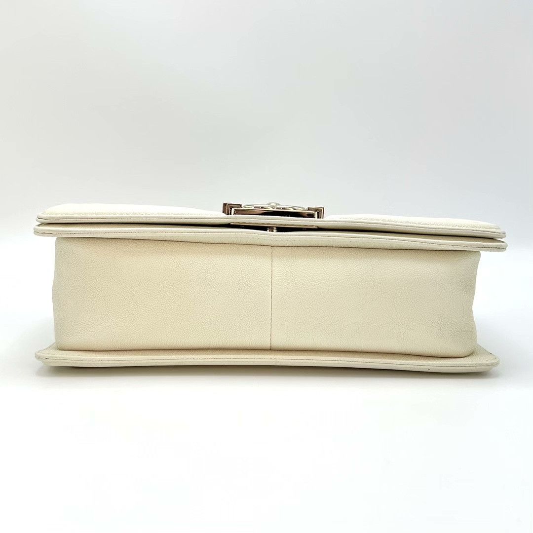 Chanel Pre-loved Bag Very good condition Size ONE SIZE - 5 Thumbnail