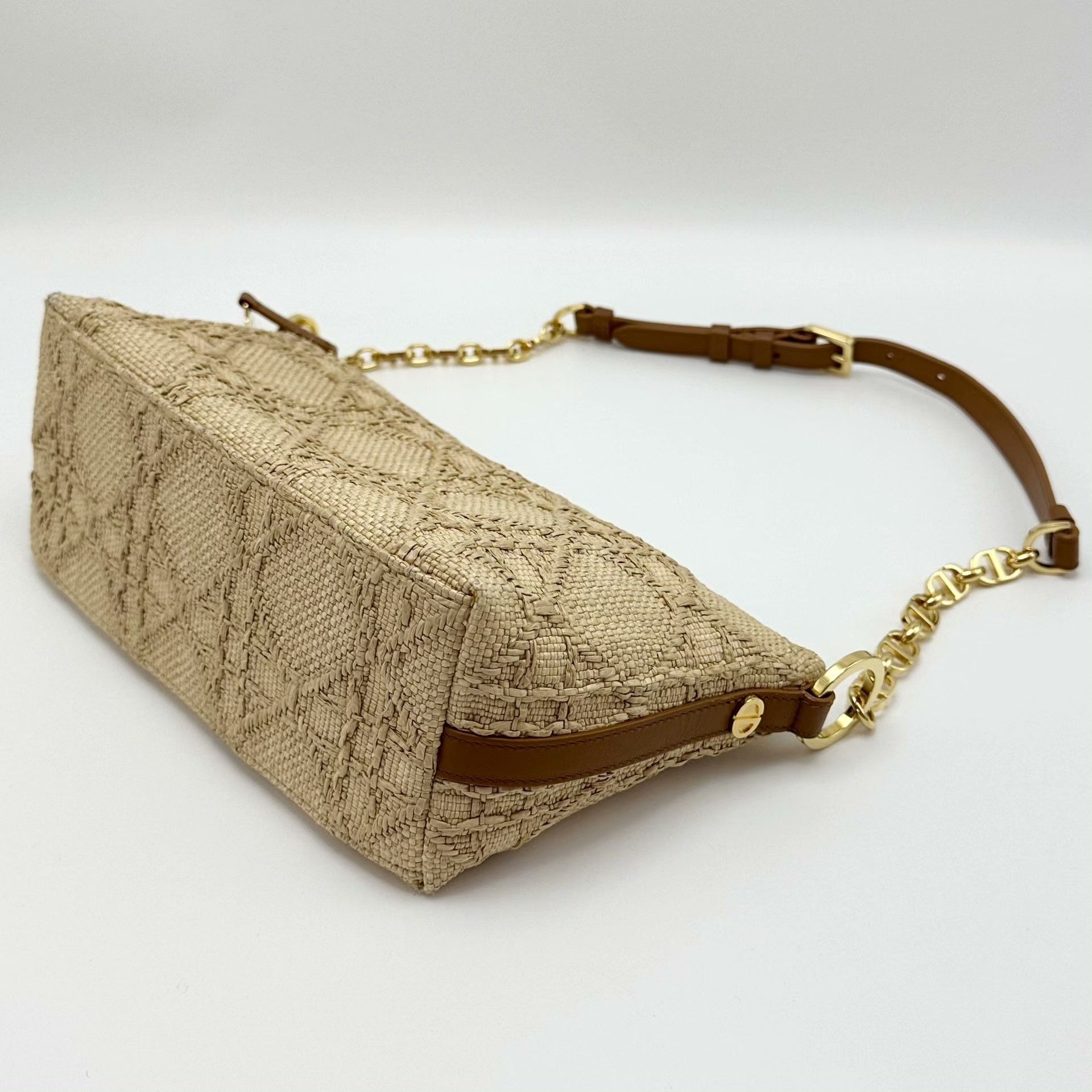 Dior Pre-loved Bag Very good condition Size ONE SIZE - 4 Thumbnail