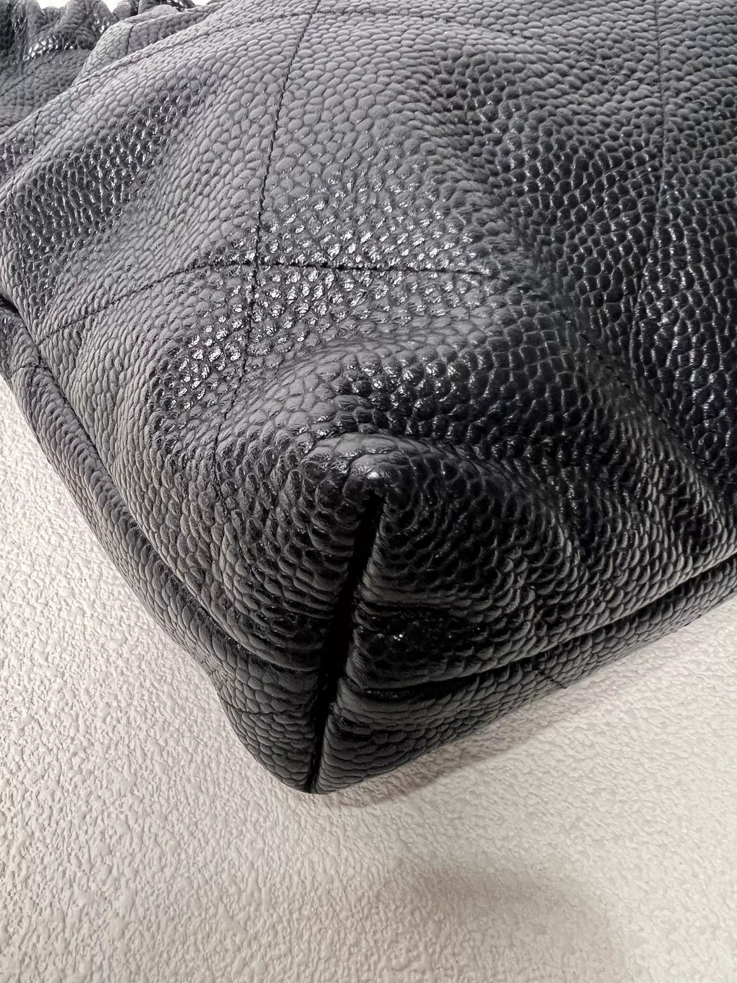 Chanel Pre-loved Bag Very good condition Size ONE SIZE - 3 Thumbnail