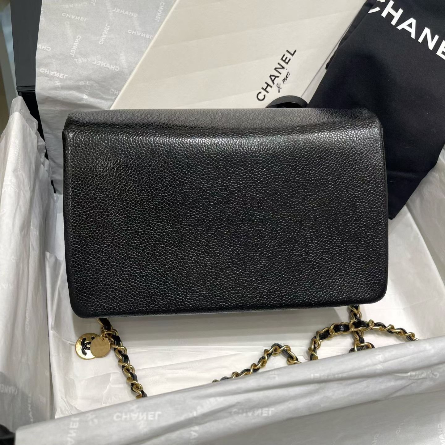 Chanel Pre-loved Bag Very good condition Size ONE SIZE - 4 Thumbnail