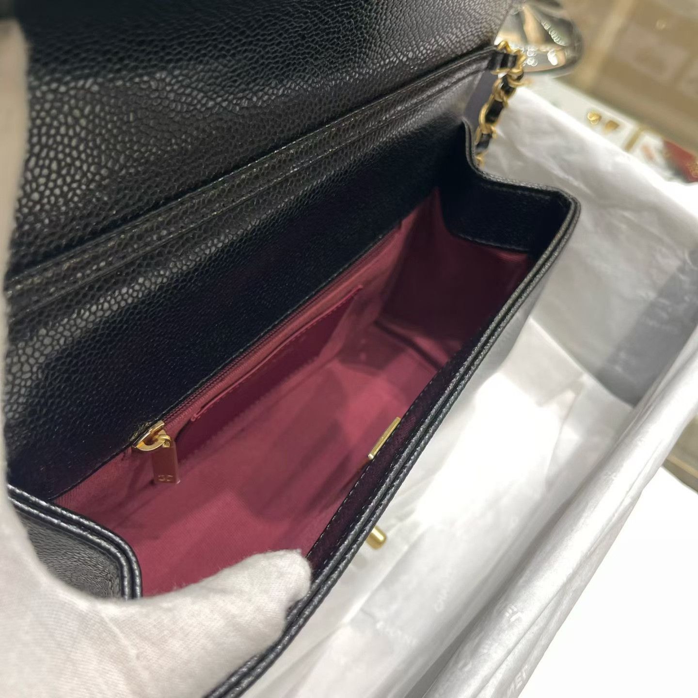 Chanel Pre-loved Bag Very good condition Size ONE SIZE - 9 Thumbnail