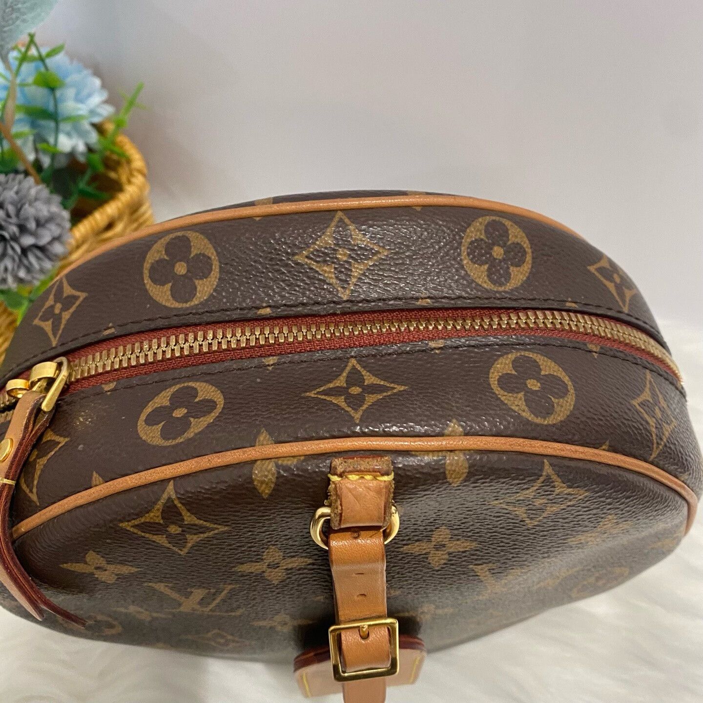 Louis Vuitton Pre-loved Bag Very good condition Size ONE SIZE - 8 Thumbnail