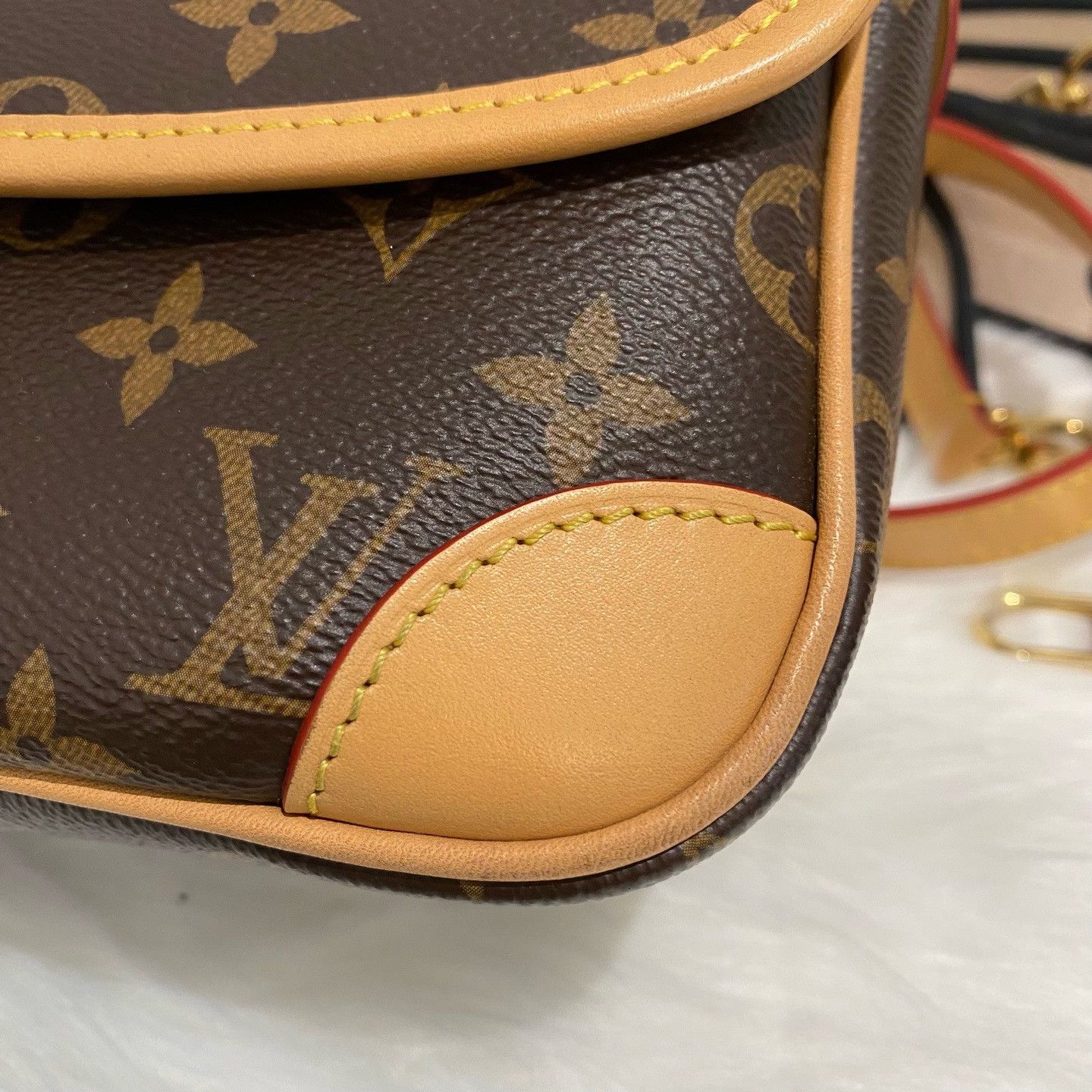 Louis Vuitton Pre-loved Bag Very good condition Size ONE SIZE - 7 Thumbnail