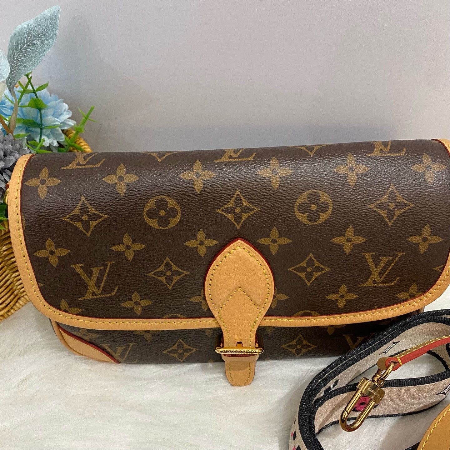 Louis Vuitton Pre-loved Bag Very good condition Size ONE SIZE - 2 Thumbnail