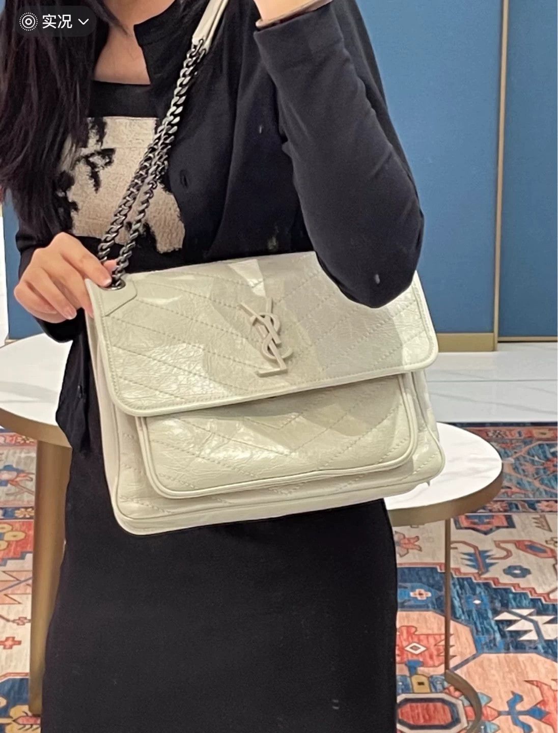Saint Laurent Paris Pre-loved Bag Very good condition Size ONE SIZE - 5 Thumbnail