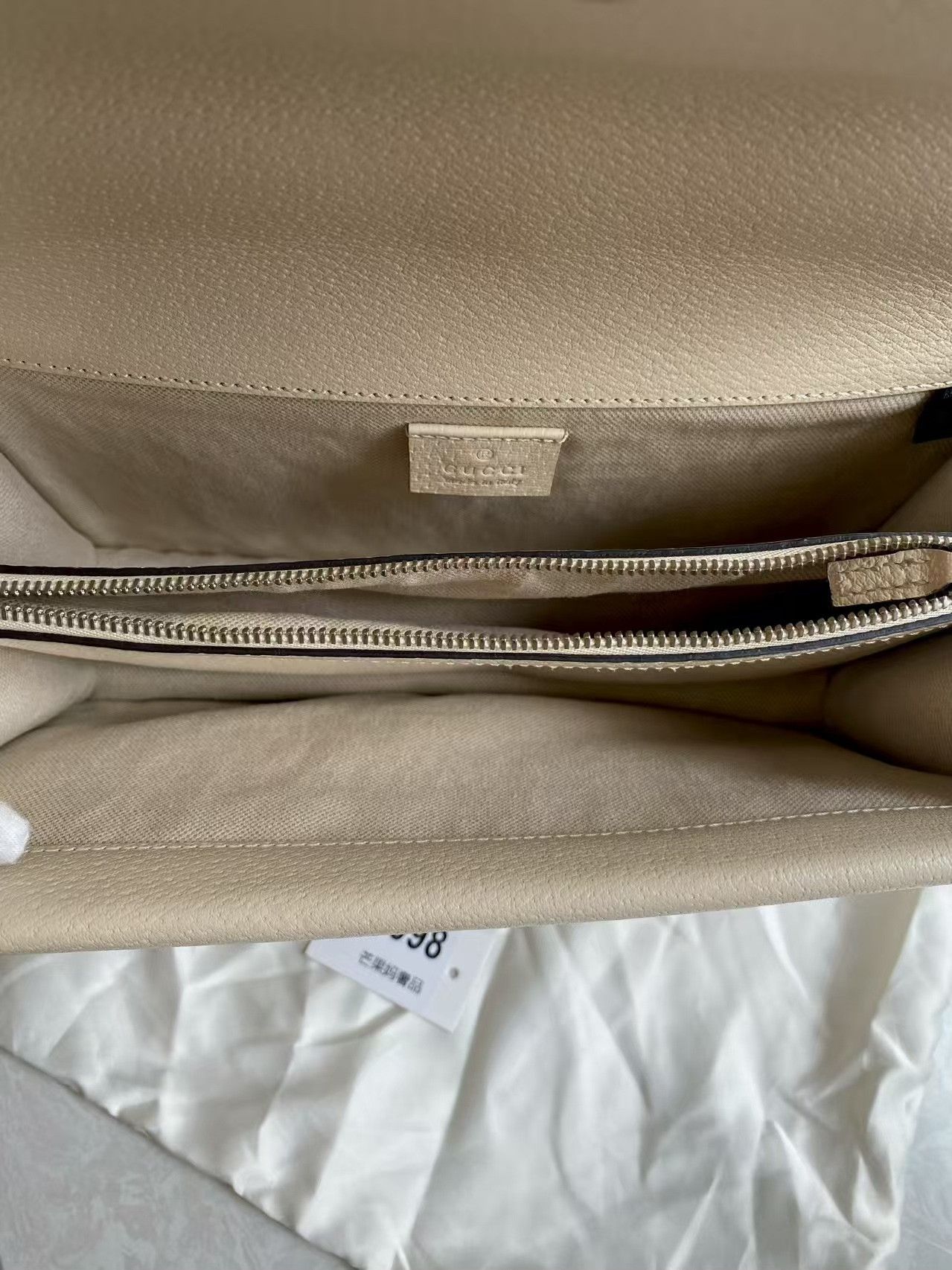 Gucci Pre-loved Bag Very good condition Size ONE SIZE - 9 Thumbnail