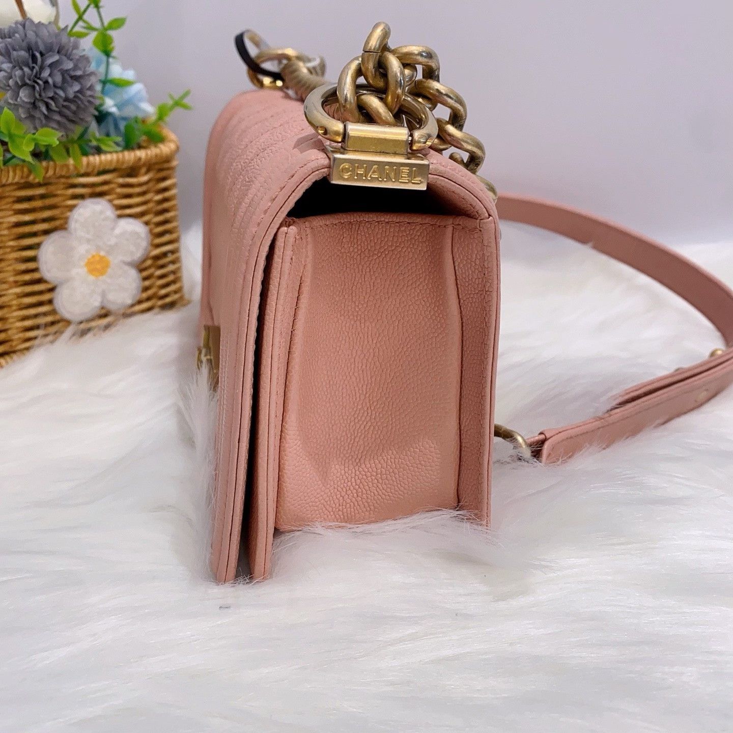 Chanel Pre-loved Bag Very good condition Size ONE SIZE - 4 Thumbnail