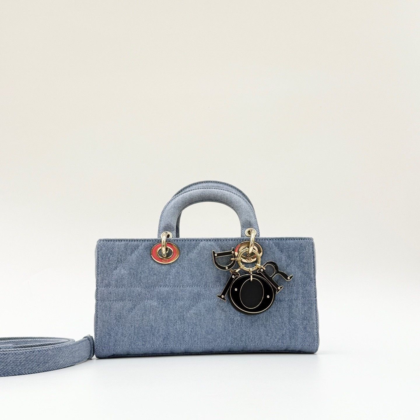 Dior Pre-loved Bag Very good condition Size ONE SIZE - 2 Thumbnail