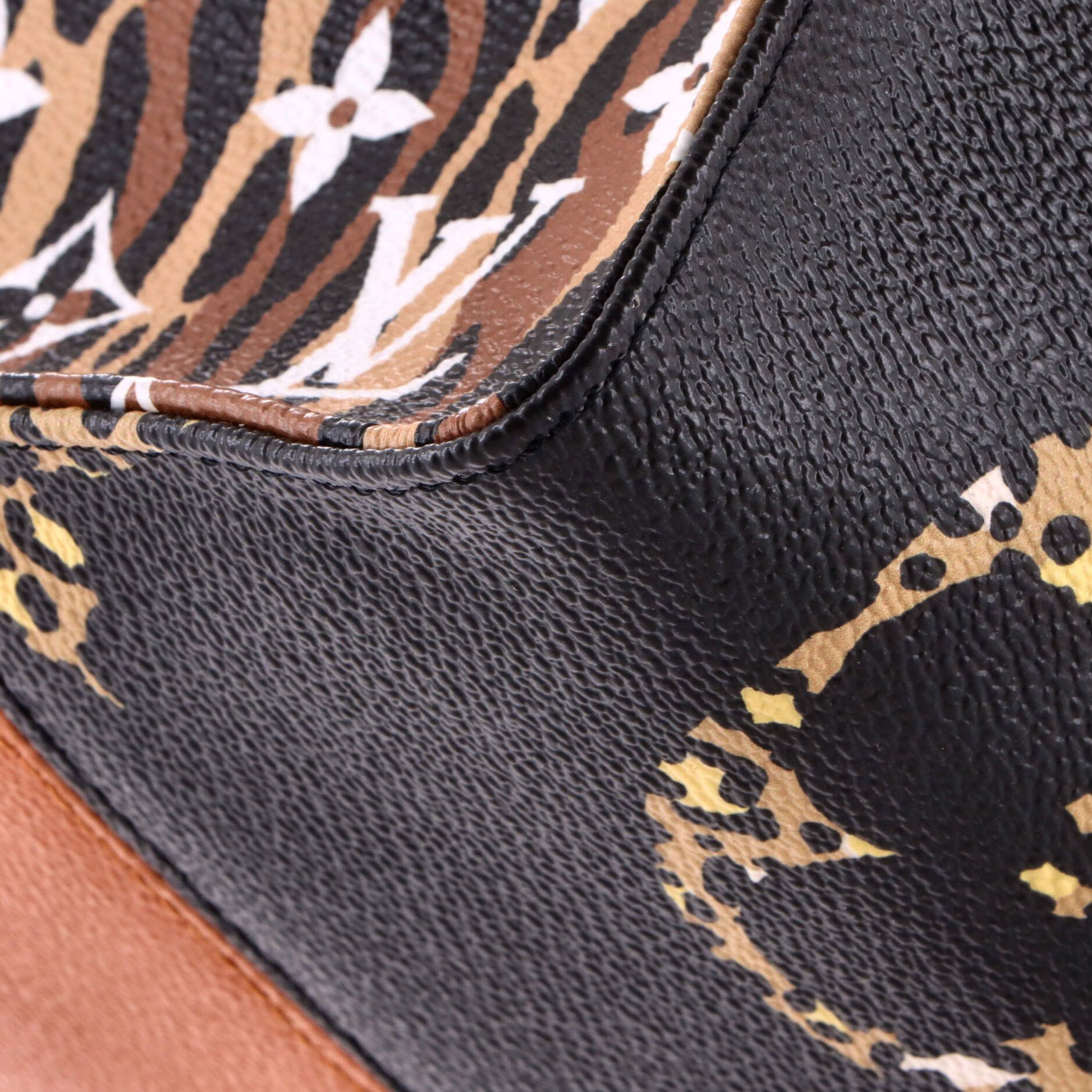Louis Vuitton OnTheGo Tote Size ONE SIZE - 6 Thumbnail