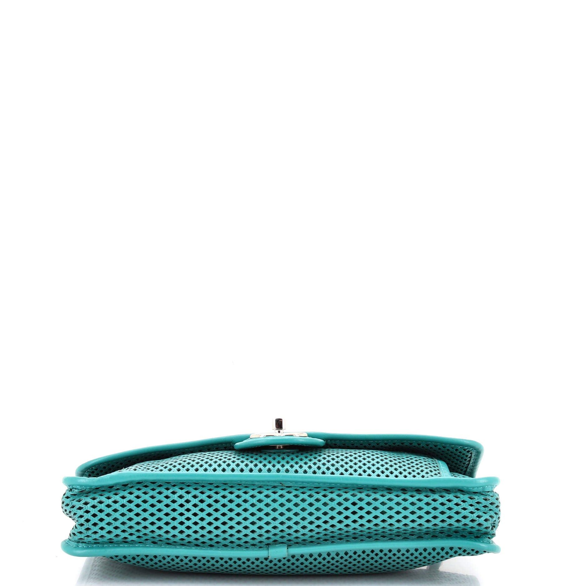 Chanel Up In The Air Flap Bag Size ONE SIZE - 4 Thumbnail