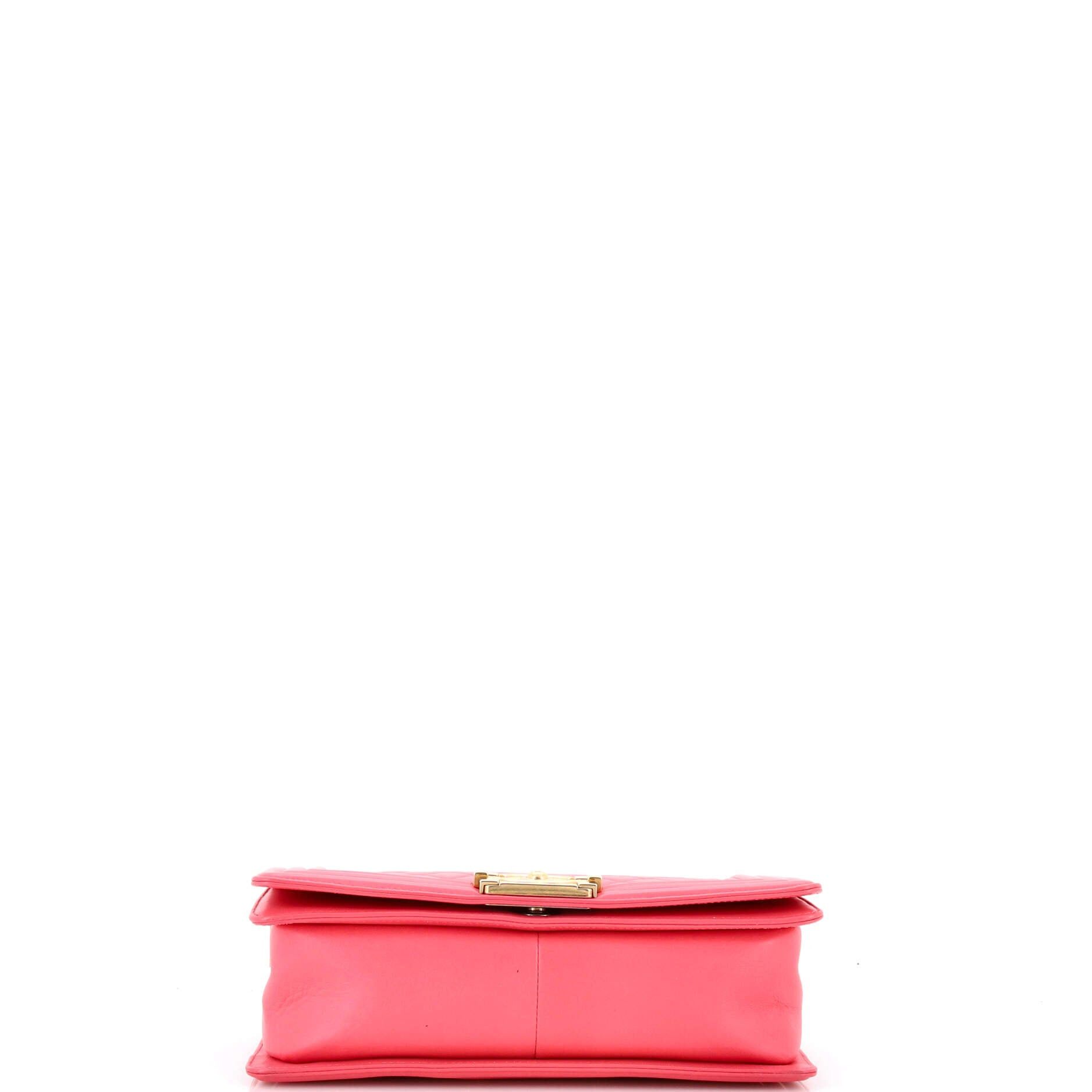 Chanel Boy Flap Bag Size ONE SIZE - 4 Thumbnail