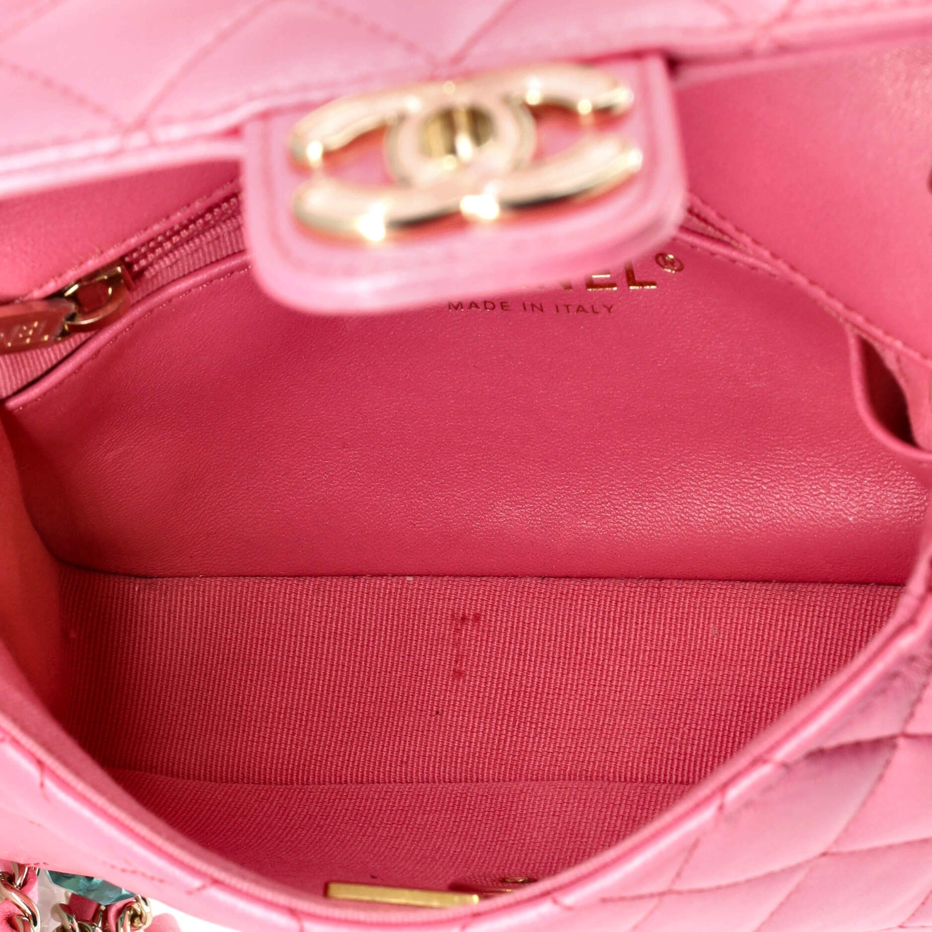 Chanel Candy Heart Flap Bag Size ONE SIZE - 5 Thumbnail