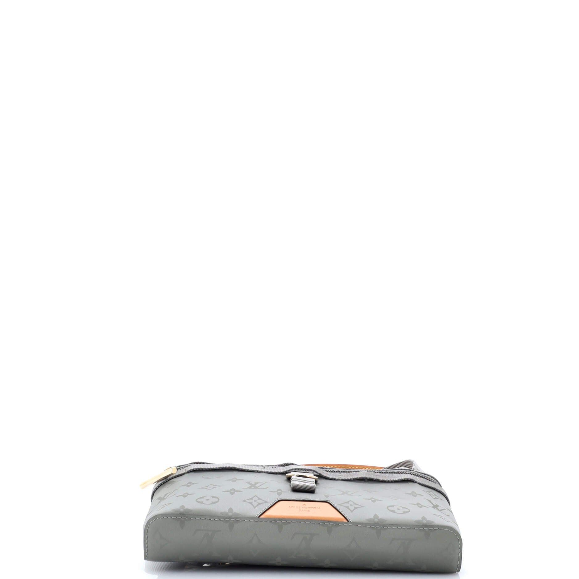 Louis Vuitton Messenger Bag Size ONE SIZE - 4 Thumbnail