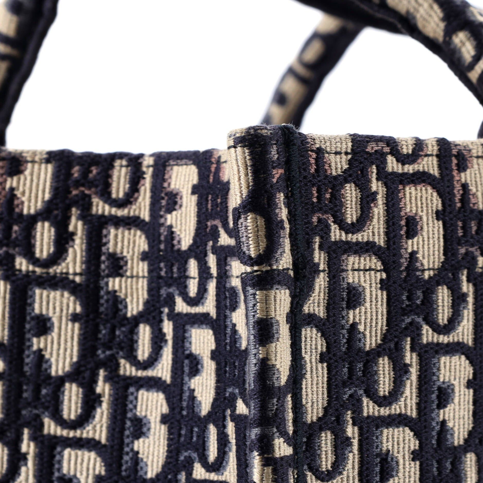 Dior Book Tote Size ONE SIZE - 6 Thumbnail