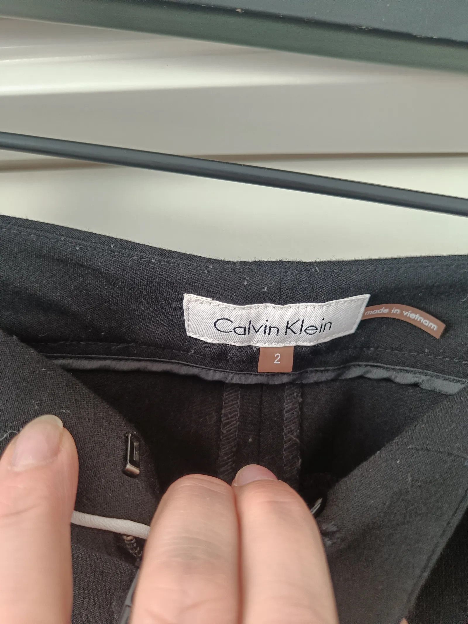 Calvin Klein Calvin Klein Pants Size 26" / US 2 / IT 38 - 2 Thumbnail