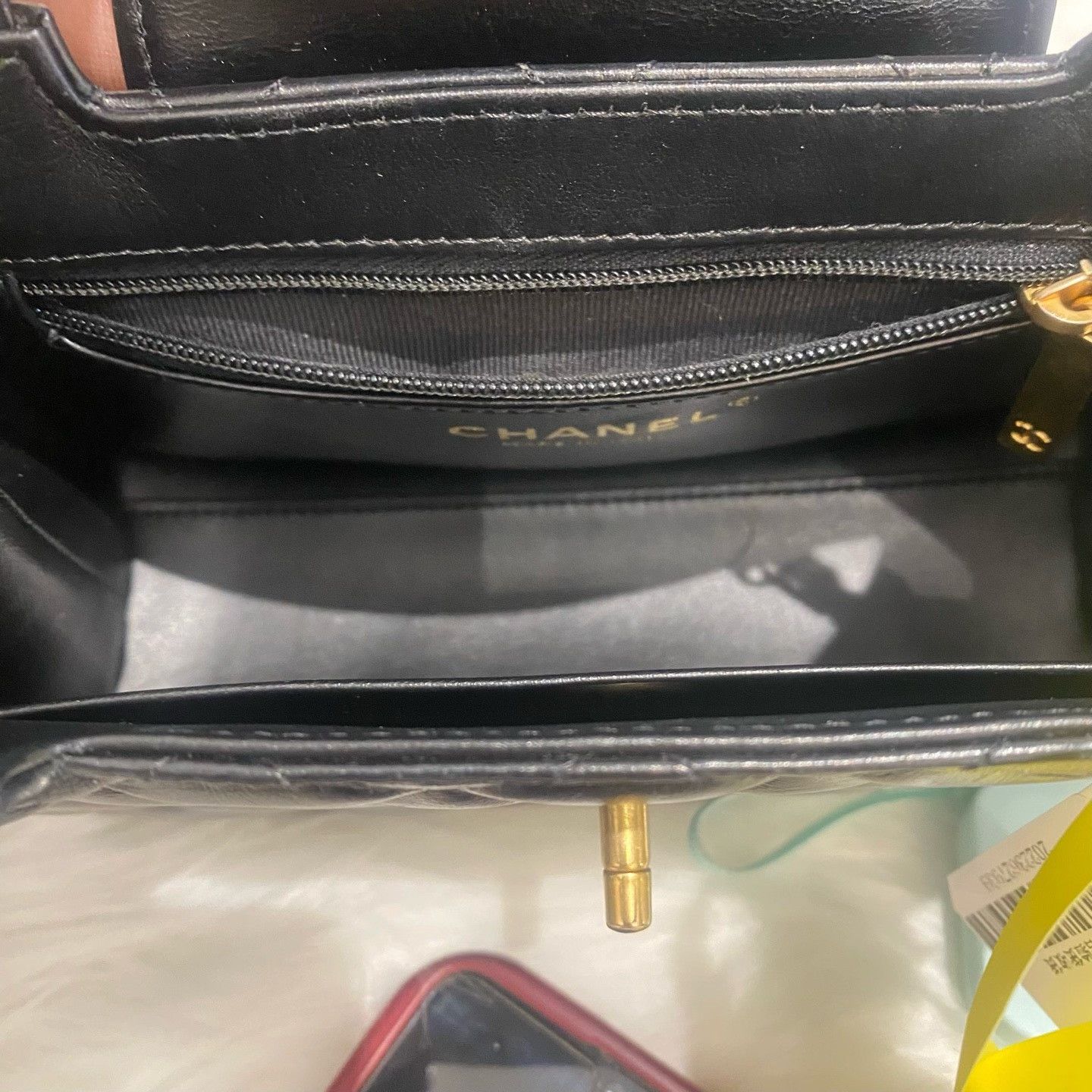 Chanel Pre-loved Bag Very good condition Size ONE SIZE - 8 Thumbnail