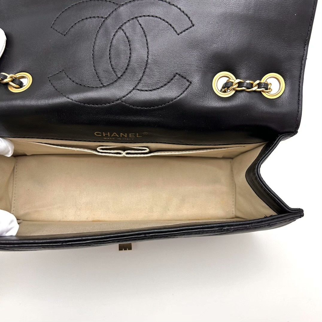 Chanel Pre-loved Bag Very good condition Size ONE SIZE - 6 Thumbnail