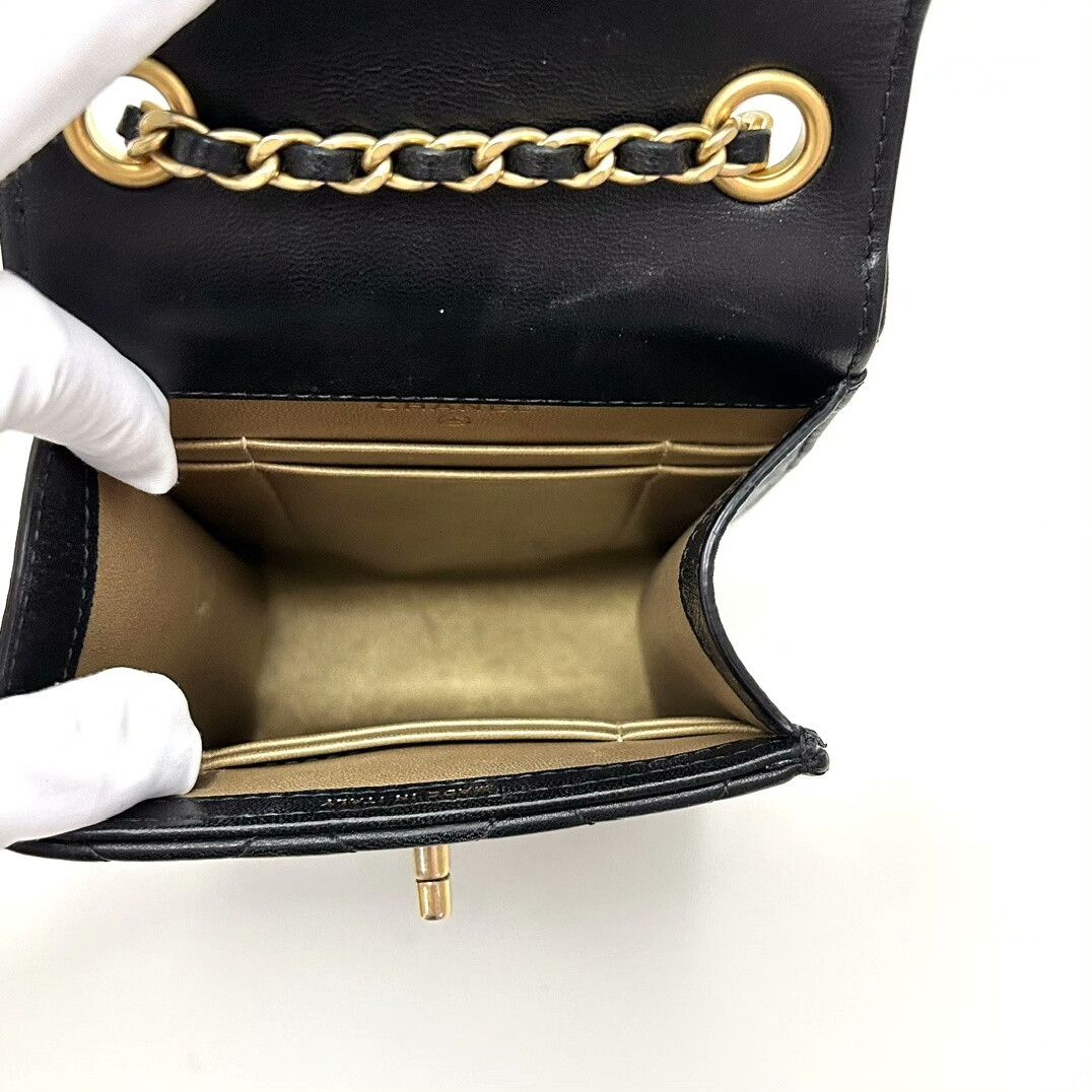 Chanel Pre-loved Bag Very good condition Size ONE SIZE - 6 Thumbnail