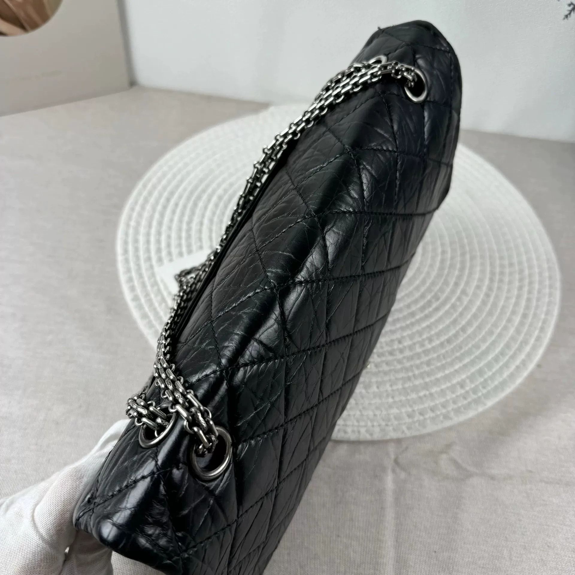 Chanel Pre-loved Bag Very good condition Size ONE SIZE - 5 Thumbnail