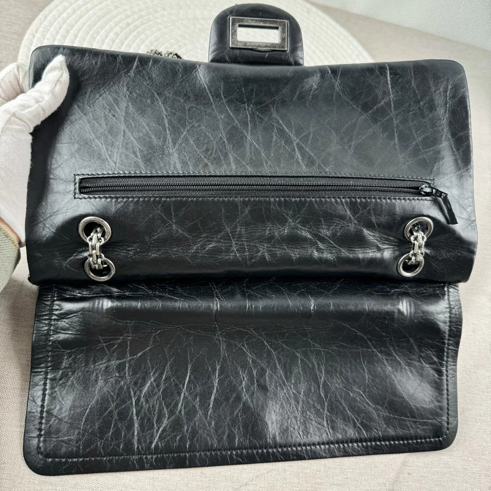 Chanel Pre-loved Bag Very good condition Size ONE SIZE - 6 Thumbnail