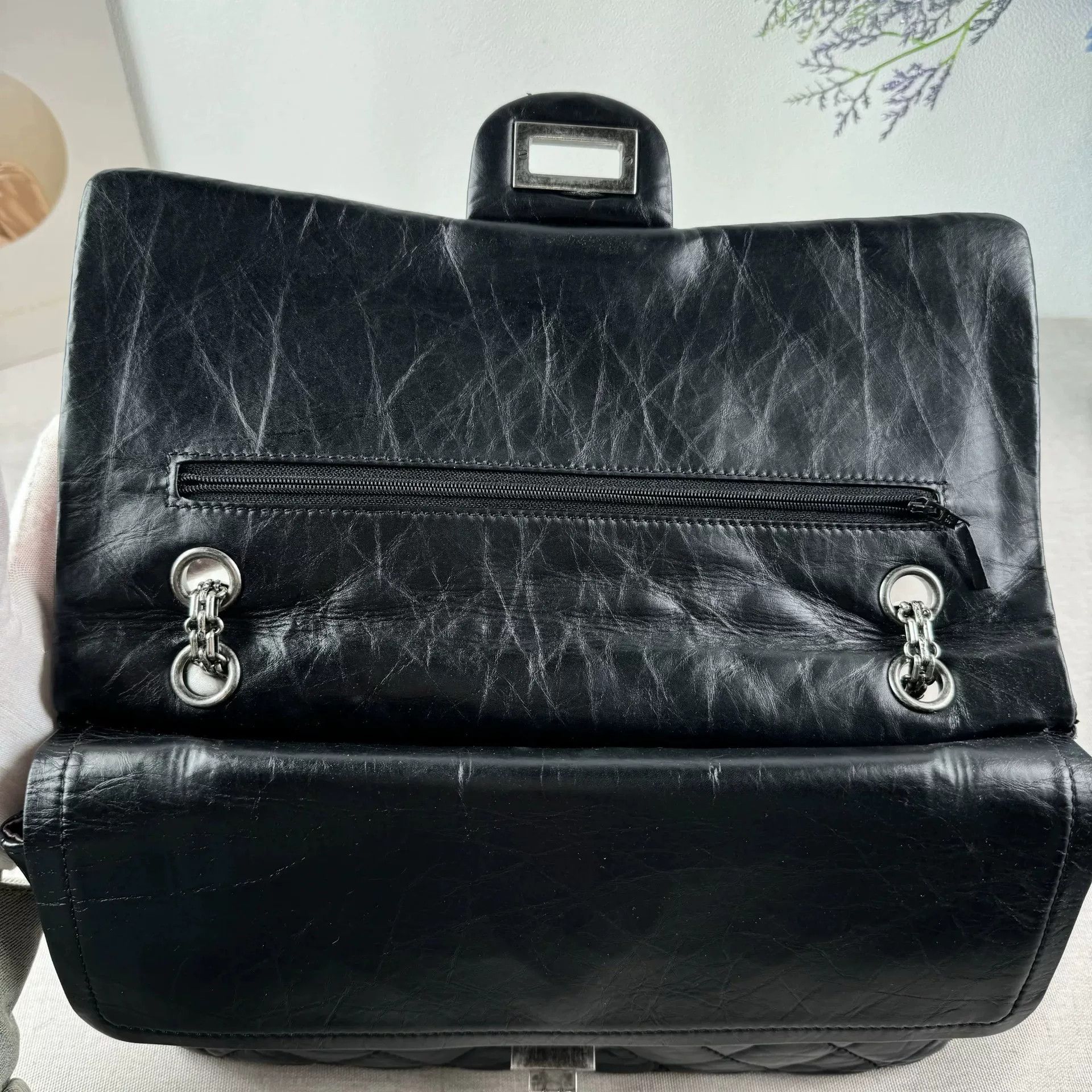 Chanel Pre-loved Bag Very good condition Size ONE SIZE - 7 Thumbnail