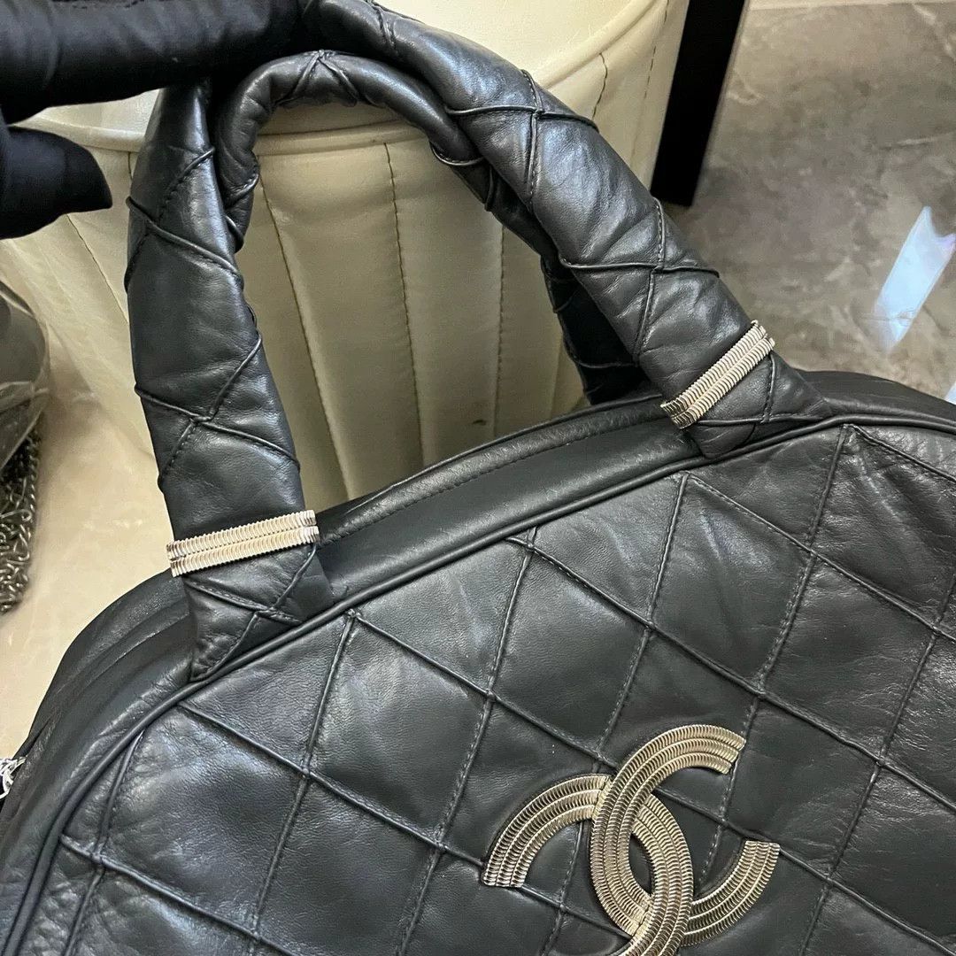 Chanel Pre-loved Bag Very good condition Size ONE SIZE - 2 Thumbnail